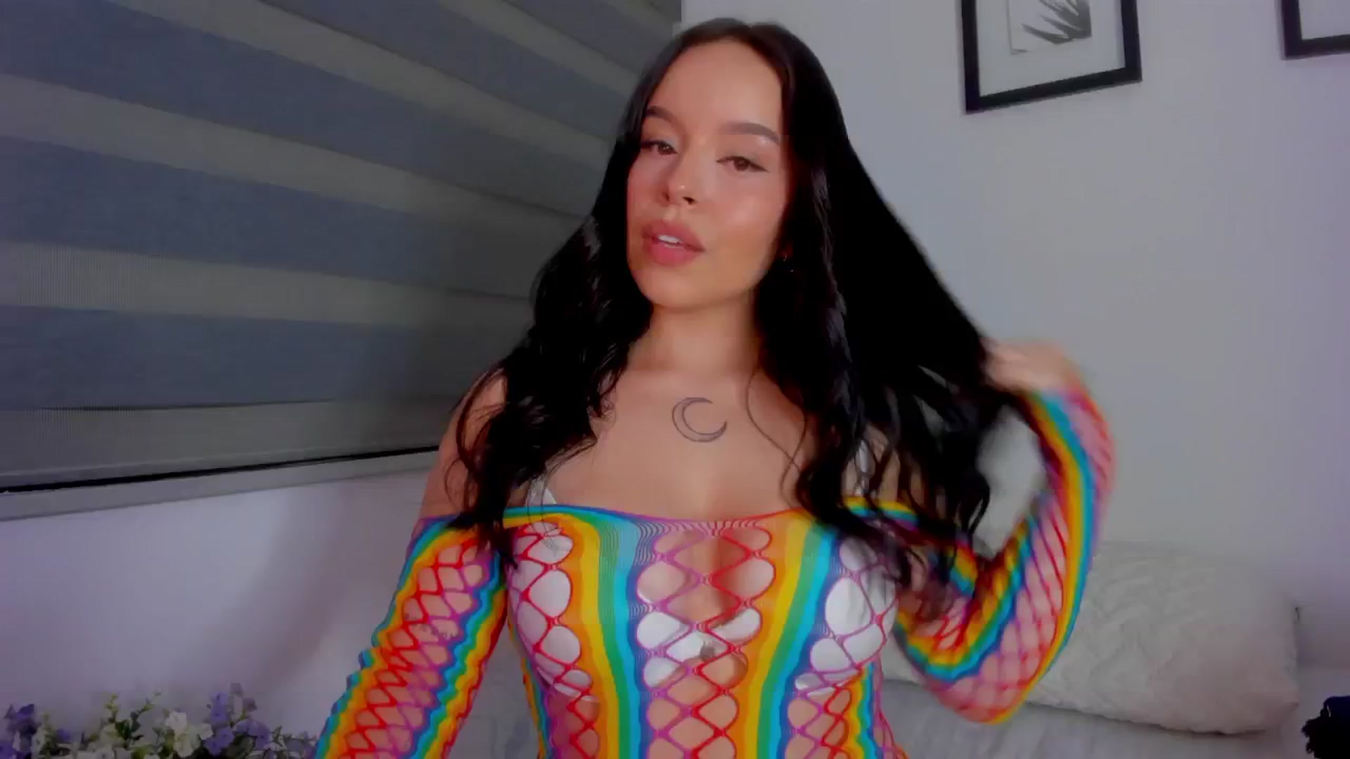 Gallery image thumbnail from Sexxygirl18x's myfreecams stream on, 07/27/2024, 01:16 image 2 of 20