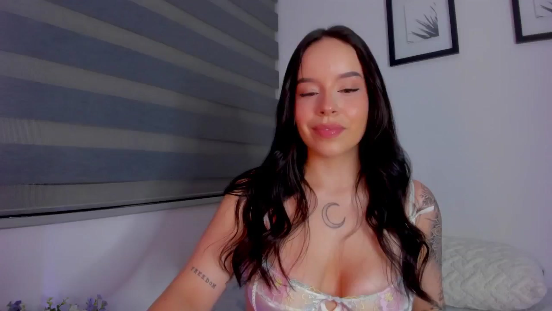Gallery image thumbnail from Sexxygirl18x's myfreecams stream on, 07/27/2024, 02:11 image 20 of 20