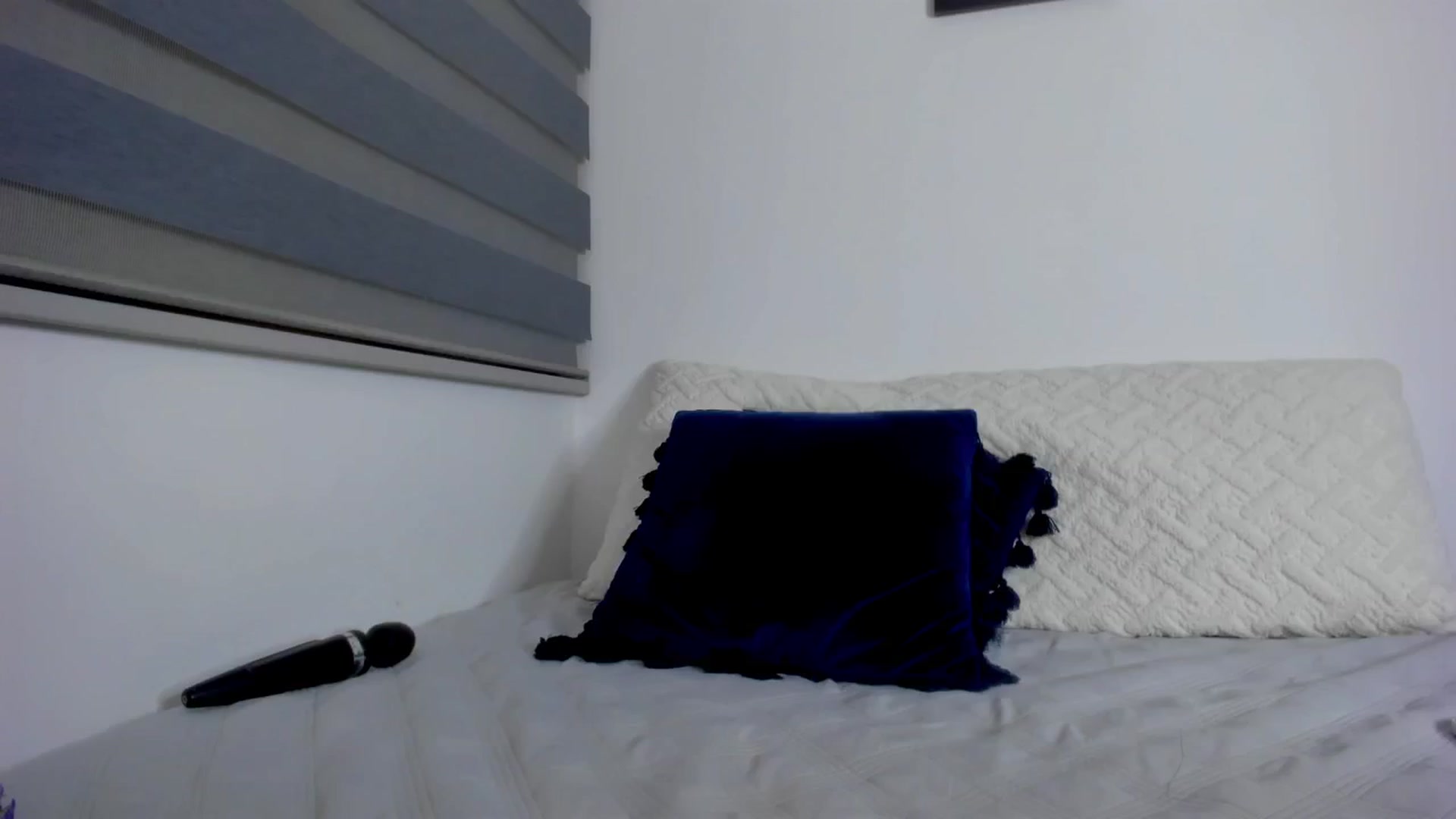 Gallery image thumbnail from Sexxygirl18x's myfreecams stream on, 08/06/2024, 02:26 image 16 of 20