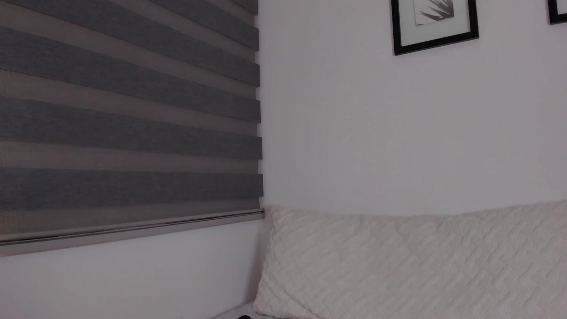 Gallery image thumbnail from Sexxygirl18x's myfreecams stream on, 08/14/2024, 01:59 image 10 of 20