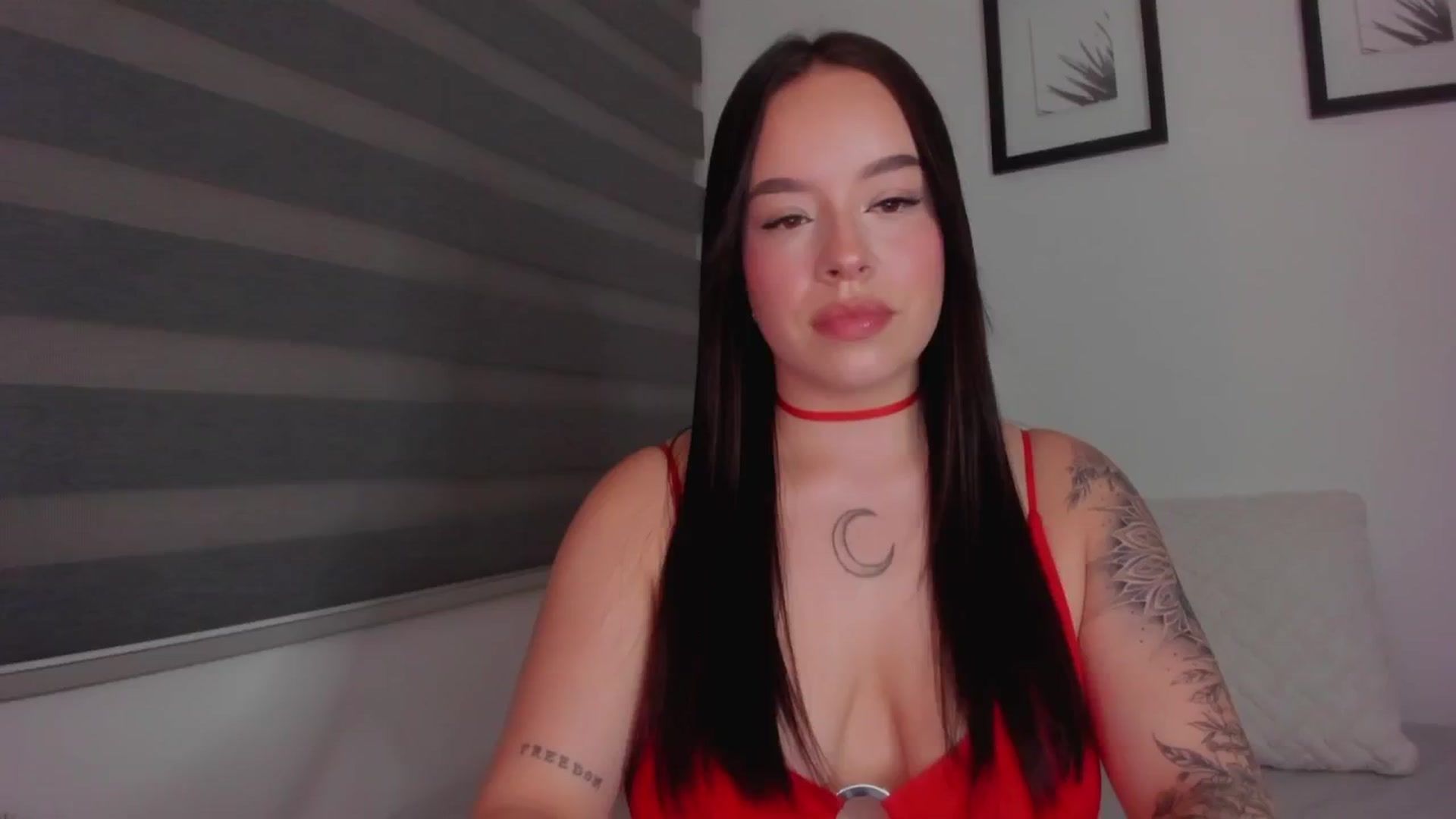 Gallery image thumbnail from Sexxygirl18x's myfreecams stream on, 08/28/2024, 01:01 image 12 of 20
