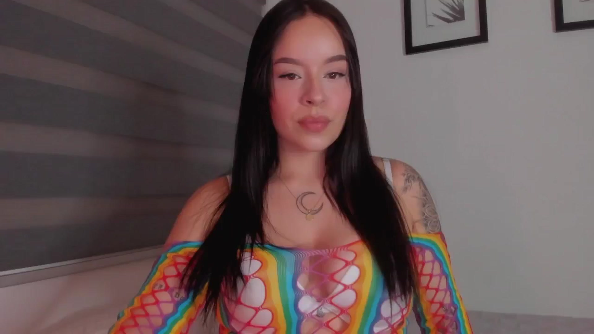 Gallery image thumbnail from Sexxygirl18x's myfreecams stream on, 08/30/2024, 23:56 image 5 of 20