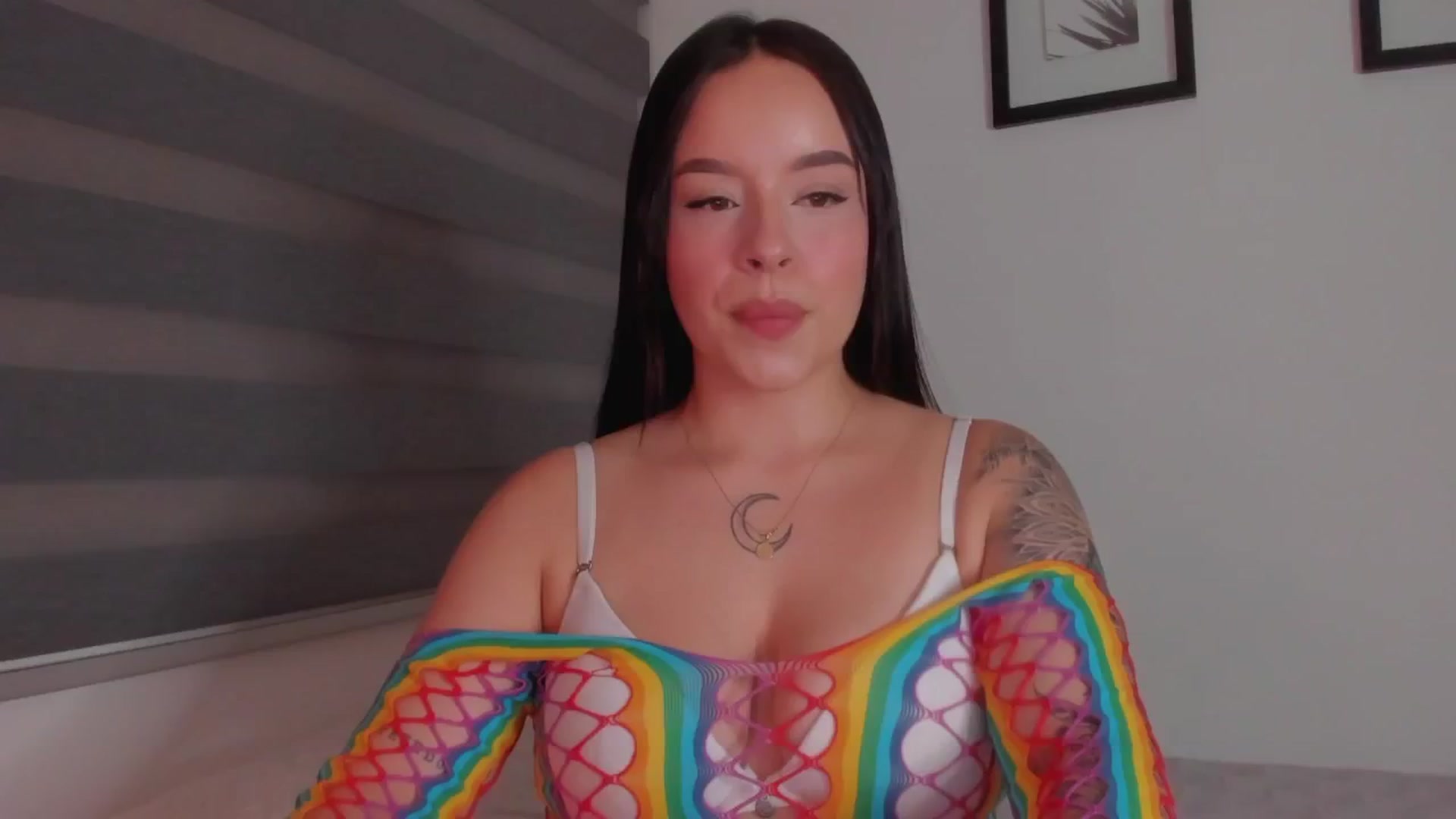 Gallery image thumbnail from Sexxygirl18x's myfreecams stream on, 08/30/2024, 23:56 image 18 of 20