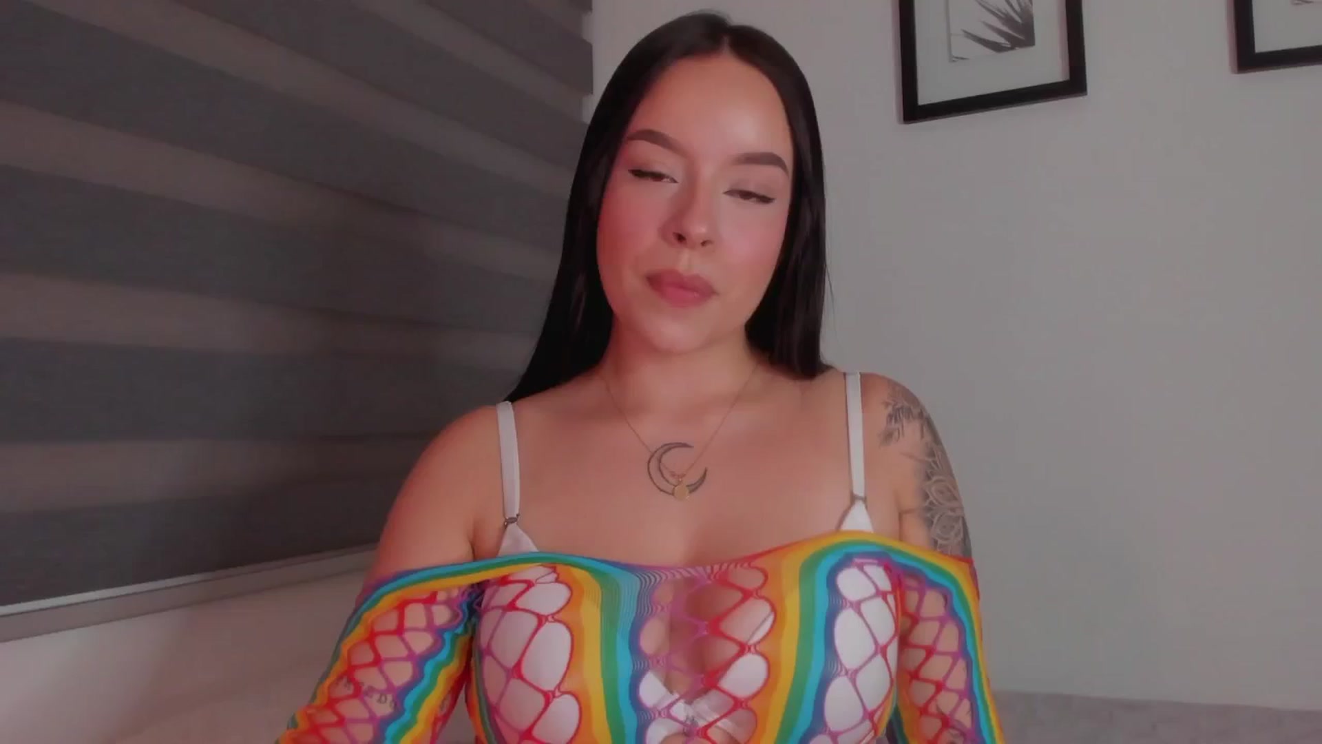 Gallery image thumbnail from Sexxygirl18x's myfreecams stream on, 08/30/2024, 23:56 image 20 of 20
