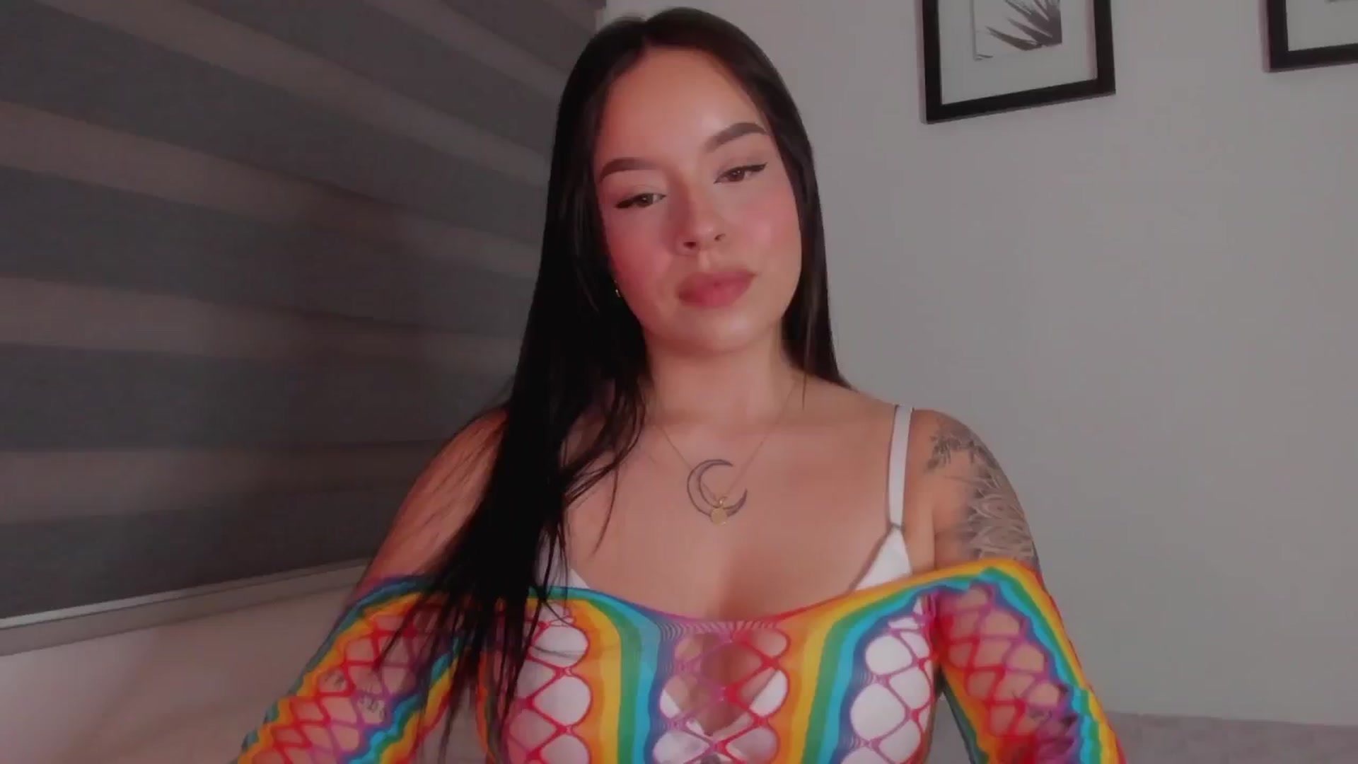 Gallery image thumbnail from Sexxygirl18x's myfreecams stream on, 08/30/2024, 23:56 image 14 of 20