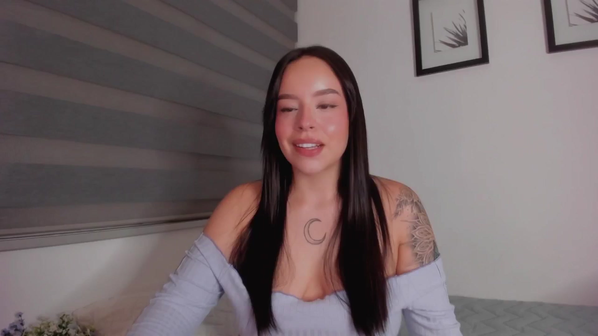 Gallery image thumbnail from Sexxygirl18x's myfreecams stream on, 09/10/2024, 24:01 image 2 of 20