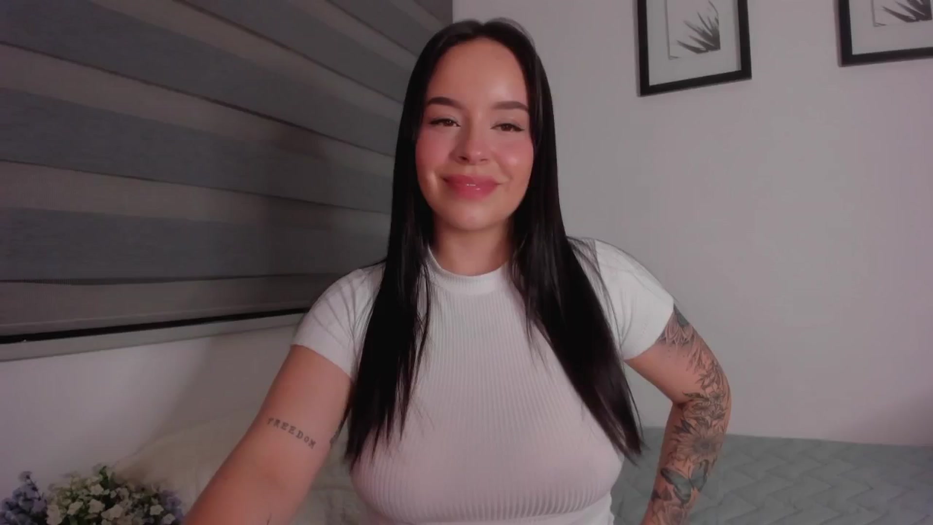 Gallery image thumbnail from Sexxygirl18x's myfreecams stream on, 09/11/2024, 02:27 image 1 of 20