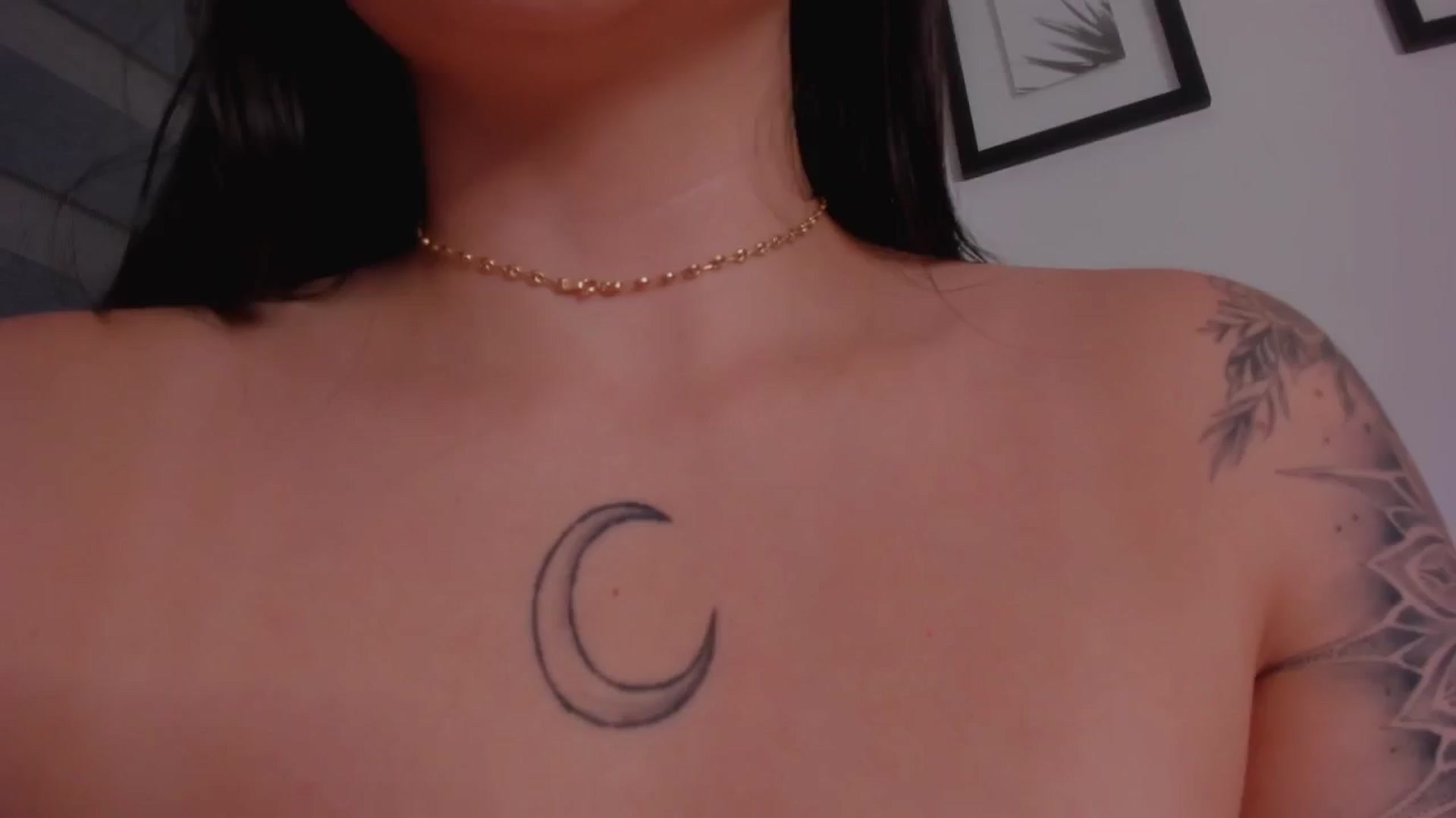 Gallery image thumbnail from Sexxygirl18x's myfreecams stream on, 09/17/2024, 05:56 image 11 of 20