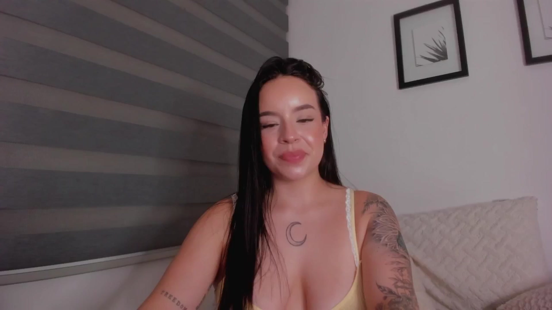 Gallery image thumbnail from Sexxygirl18x's myfreecams stream on, 09/28/2024, 03:39 image 20 of 20