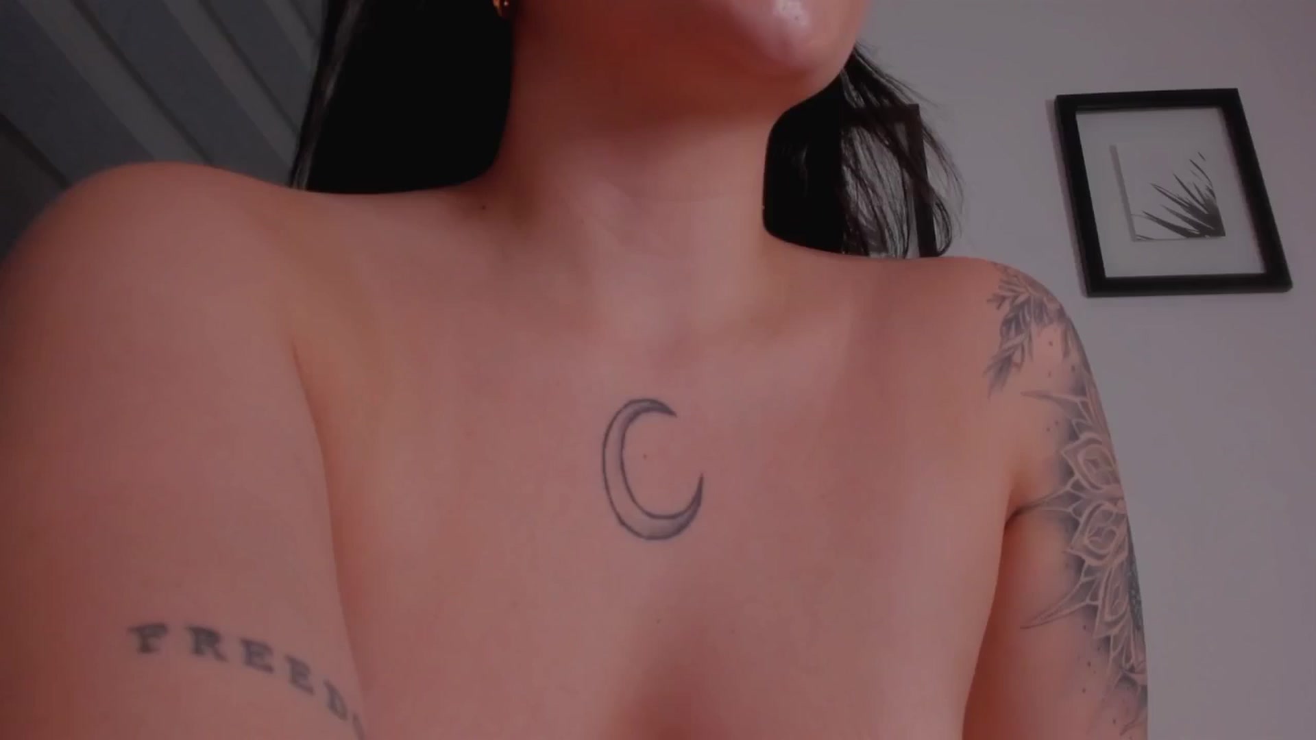 Gallery image thumbnail from Sexxygirl18x's myfreecams stream on, 10/19/2024, 02:11 image 8 of 20