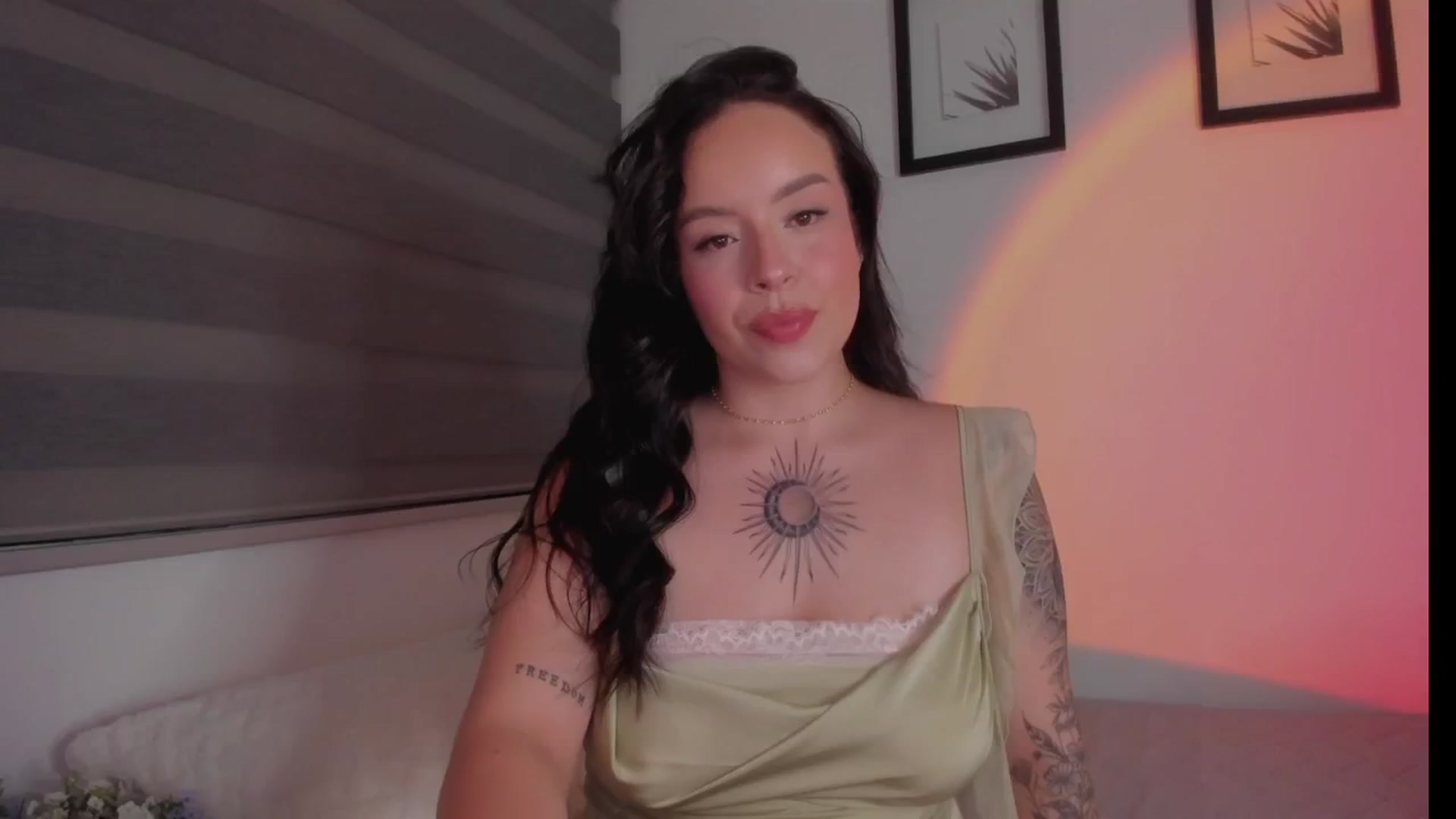 Gallery image thumbnail from Sexxygirl18x's myfreecams stream on, 10/26/2024, 23:41 image 1 of 20
