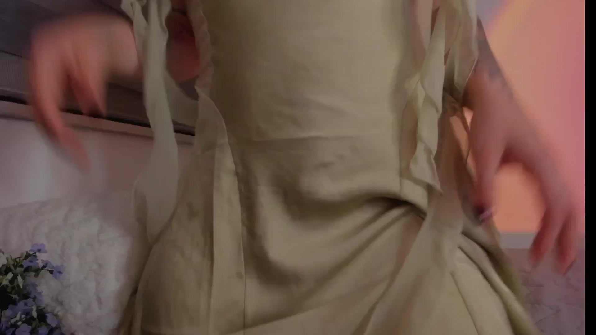 Gallery image thumbnail from Sexxygirl18x's myfreecams stream on, 10/27/2024, 01:42 image 12 of 20