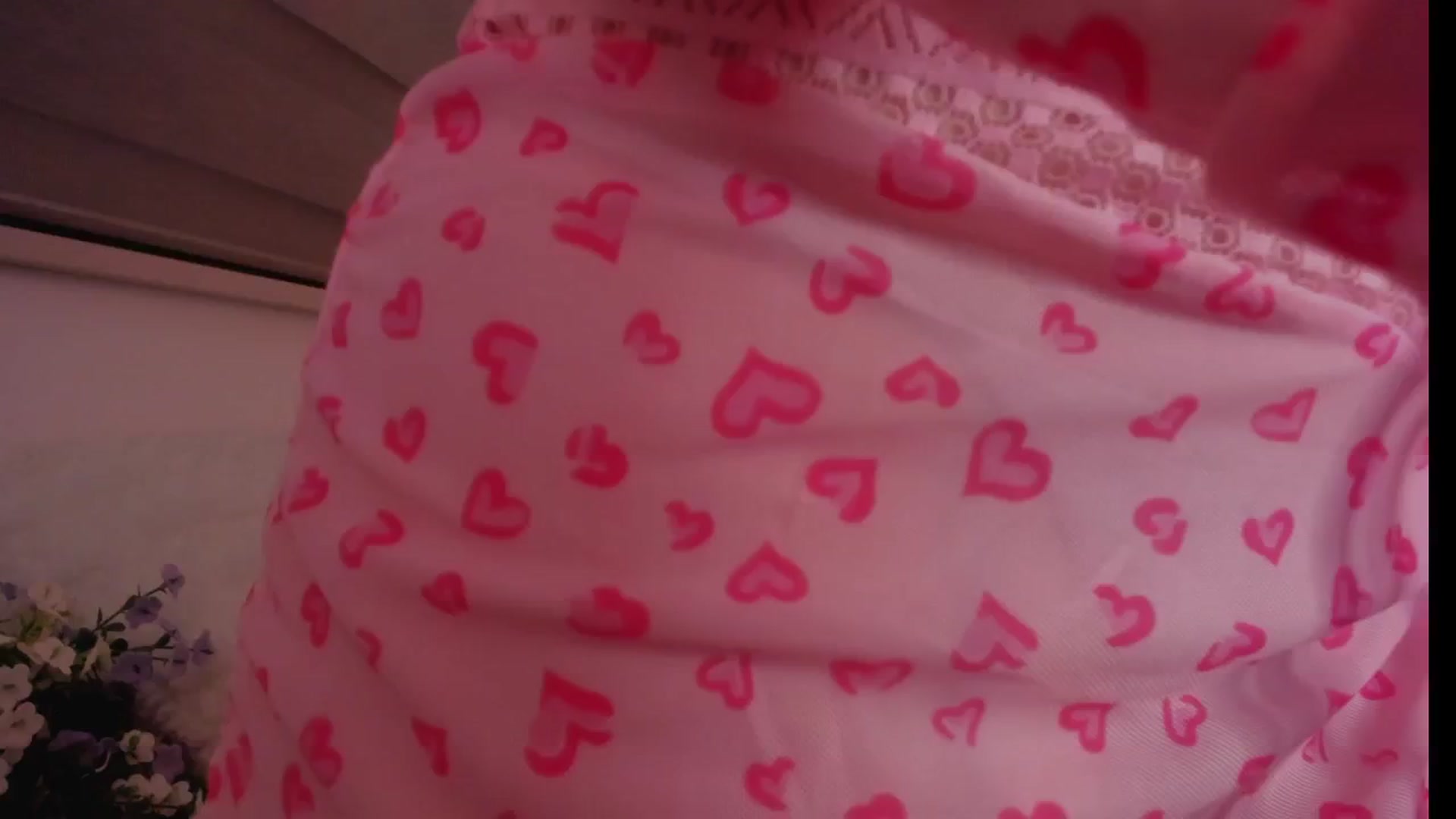 Gallery image thumbnail from Sexxygirl18x's myfreecams stream on, 10/28/2024, 01:16 image 19 of 20