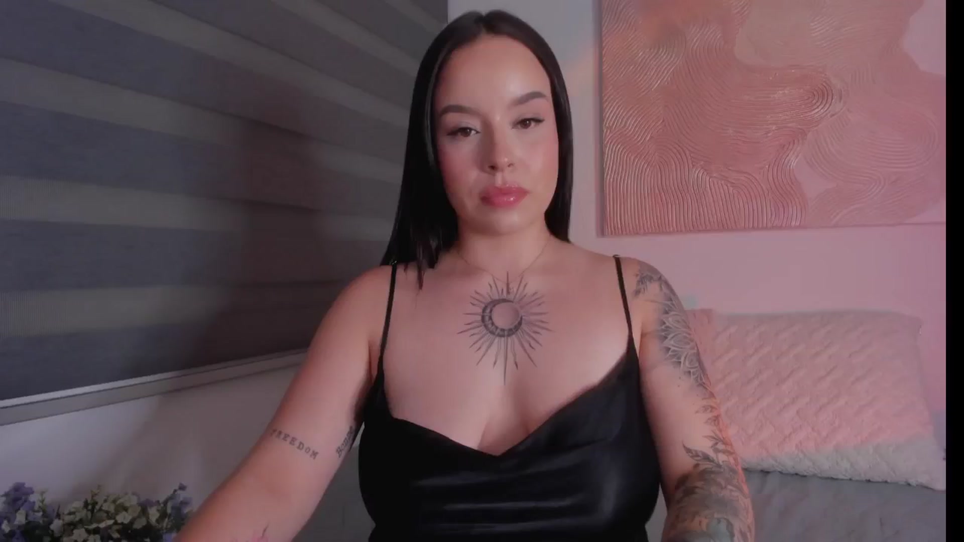 Gallery image thumbnail from Sexxygirl18x's myfreecams stream on, 11/04/2024, 03:45 image 2 of 20