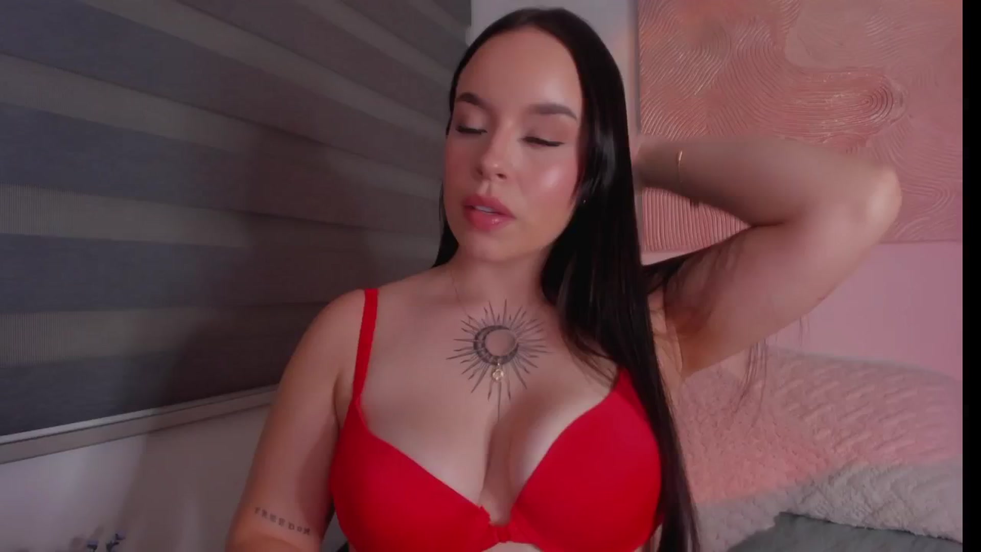 Gallery image thumbnail from Sexxygirl18x's myfreecams stream on, 11/07/2024, 01:28 image 20 of 20