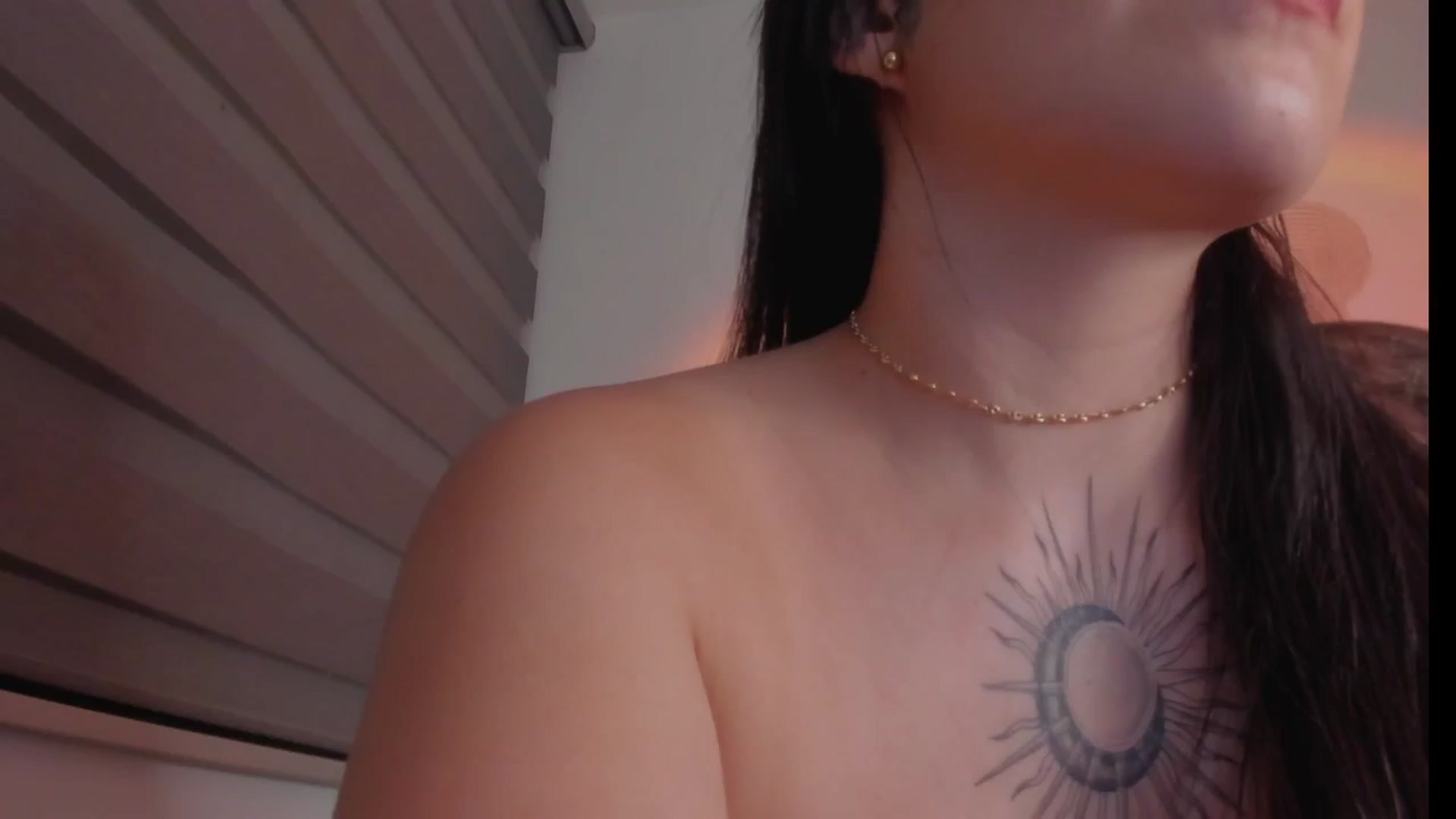 Gallery image thumbnail from Sexxygirl18x's myfreecams stream on, 11/12/2024, 03:49 image 15 of 20