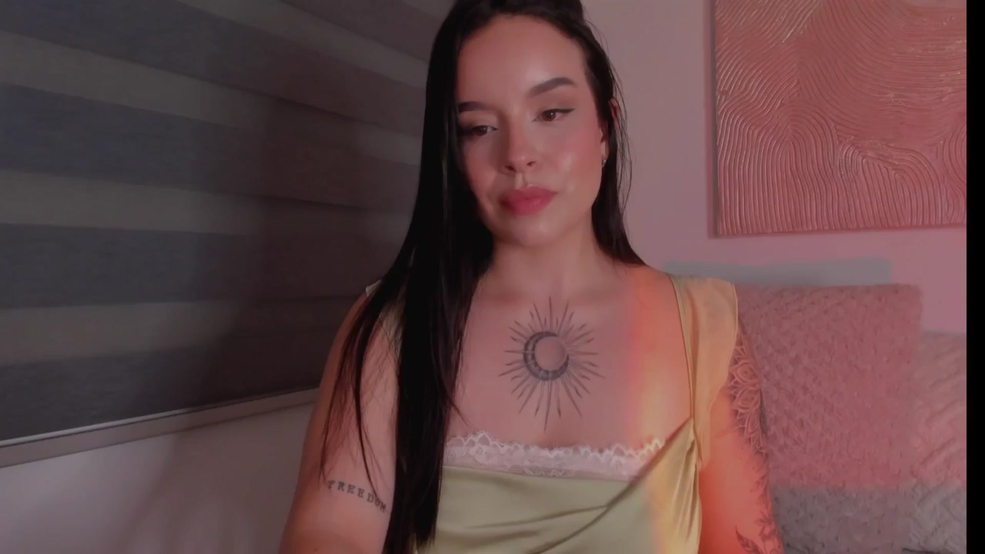 Gallery image thumbnail from Sexxygirl18x's myfreecams stream on, 11/16/2024, 02:18 image 20 of 20