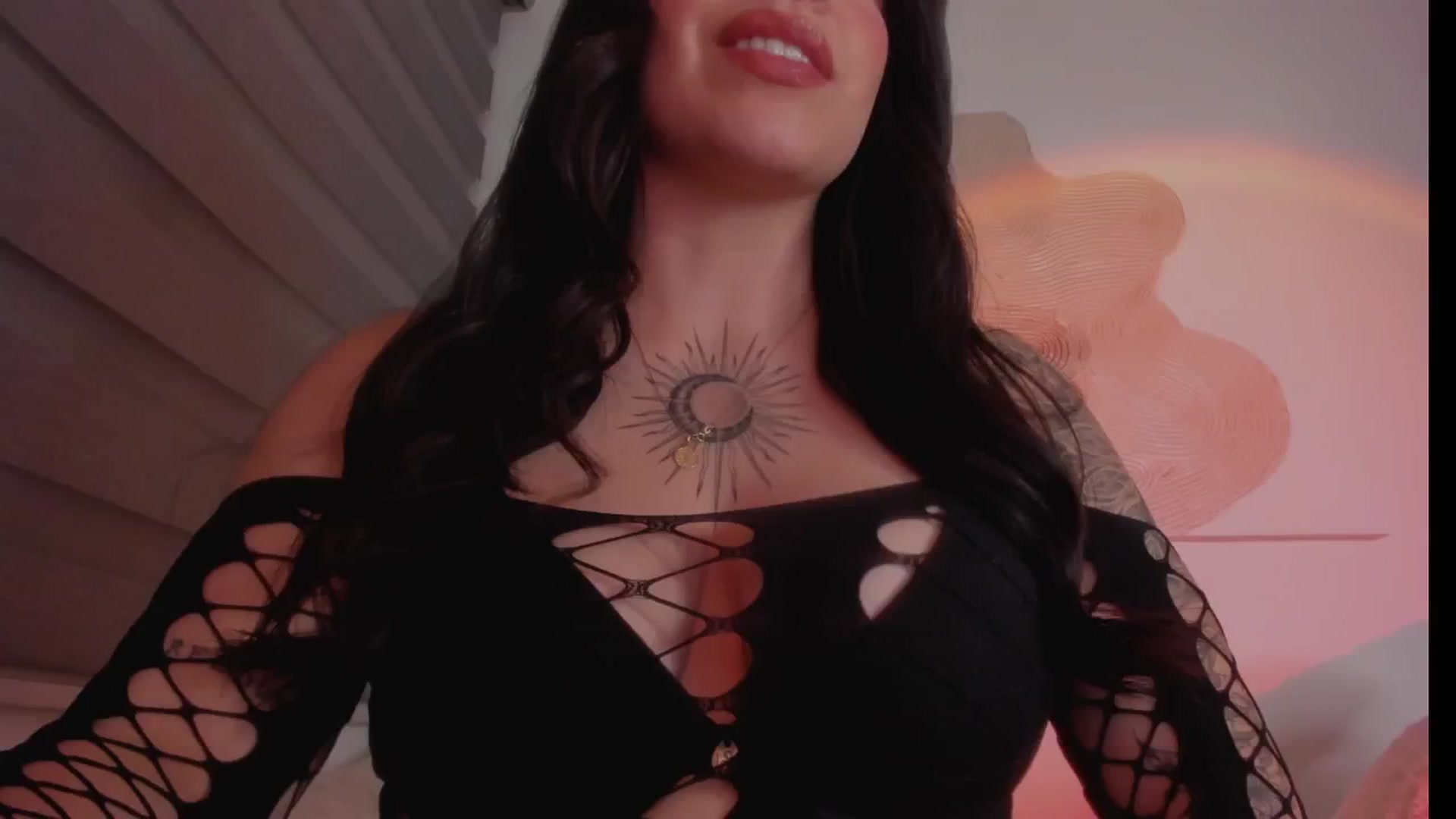 Gallery image thumbnail from Sexxygirl18x's myfreecams stream on, 11/21/2024, 24:44 image 15 of 20