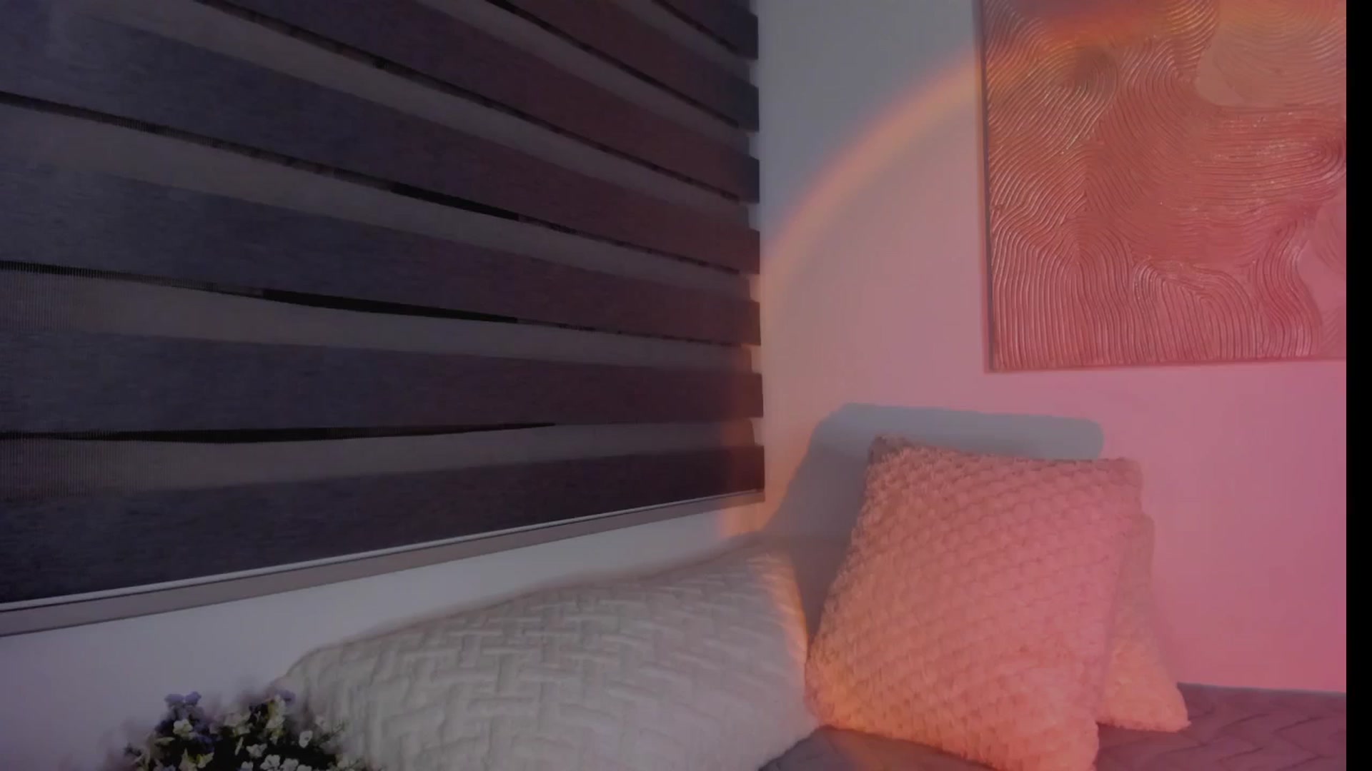Gallery image thumbnail from Sexxygirl18x's myfreecams stream on, 11/23/2024, 24:00 image 9 of 20