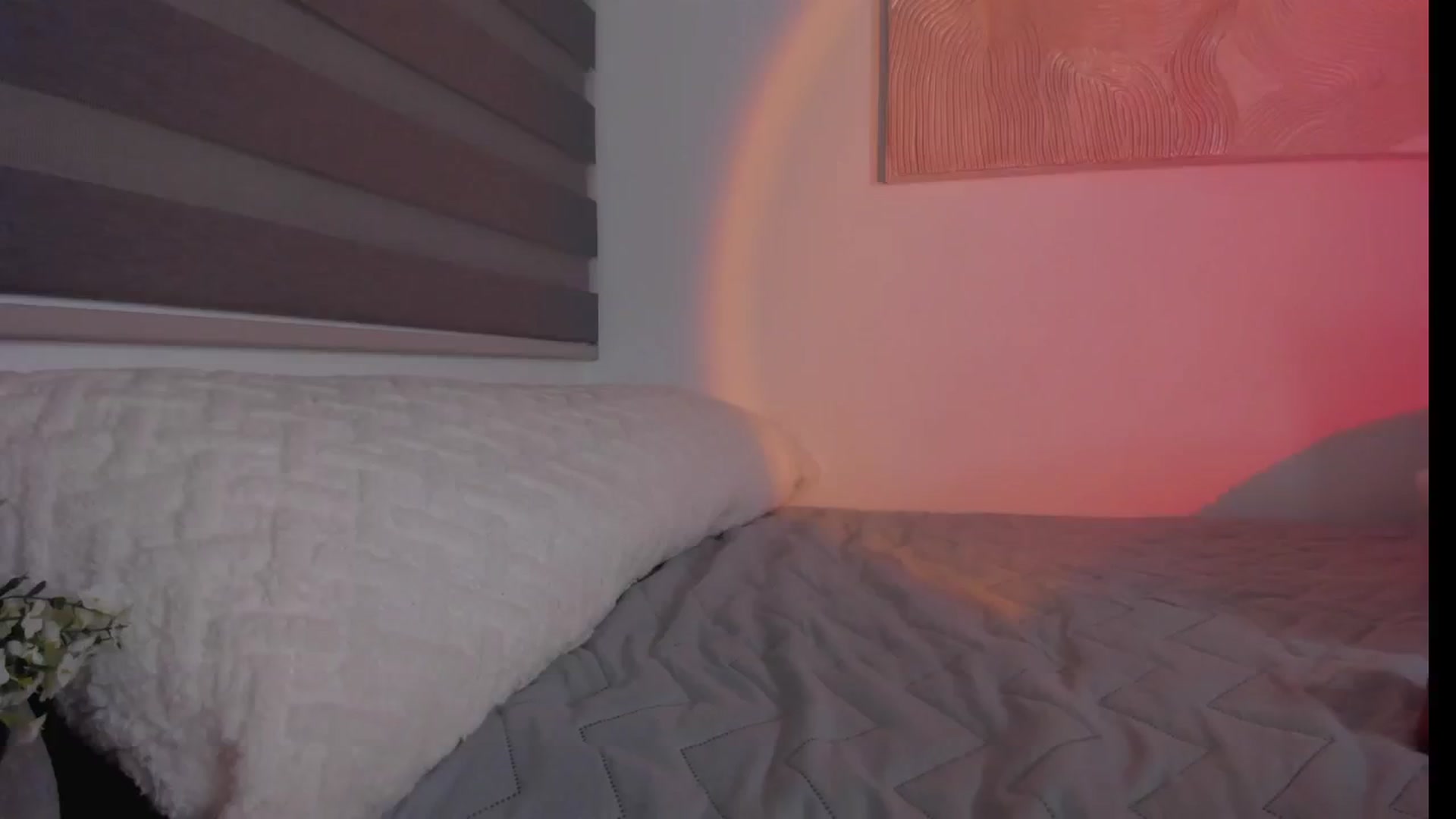 Gallery image thumbnail from Sexxygirl18x's myfreecams stream on, 11/24/2024, 24:46 image 7 of 20