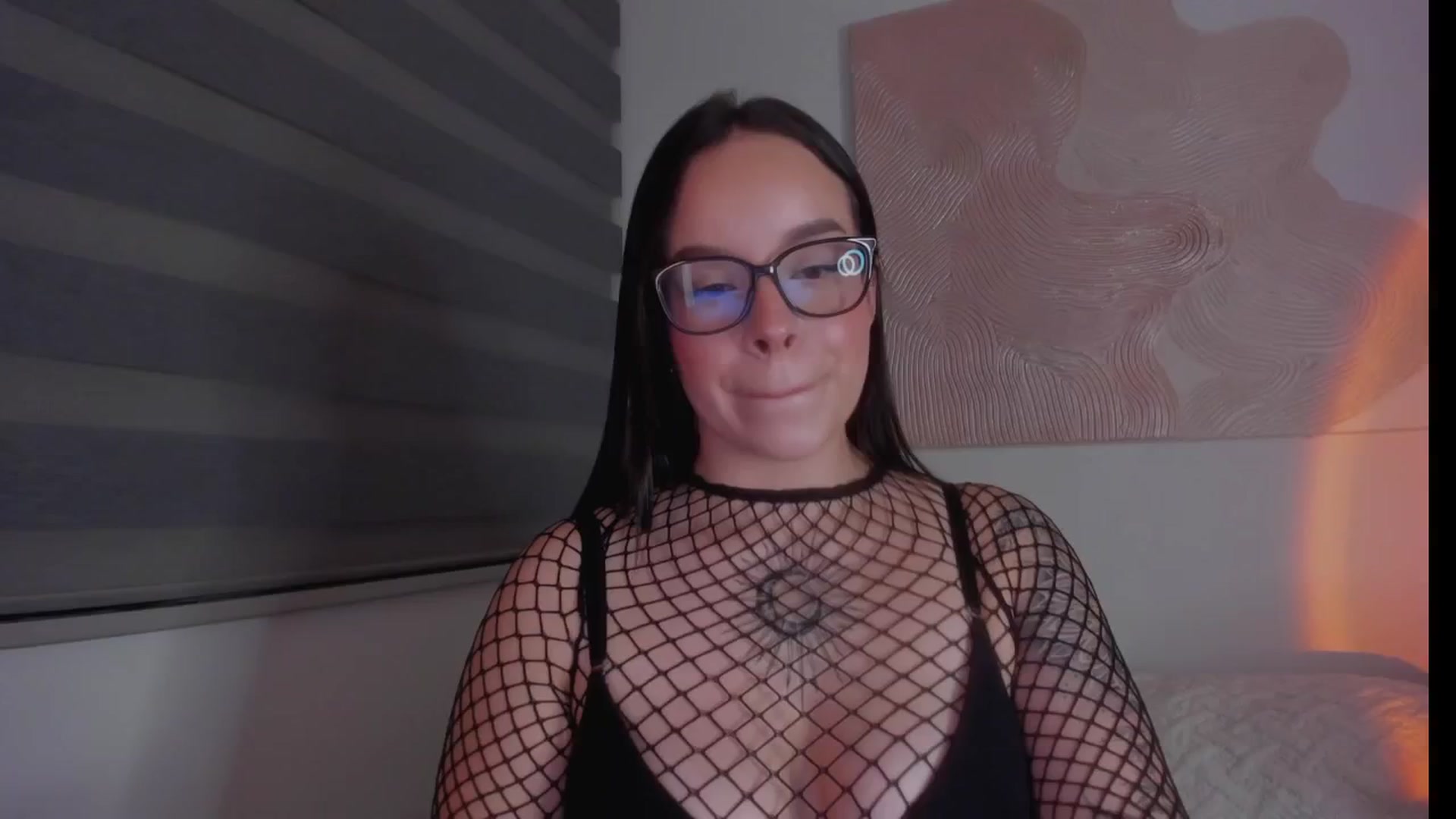 Gallery image thumbnail from Sexxygirl18x's myfreecams stream on, 11/30/2024, 01:16 image 14 of 20
