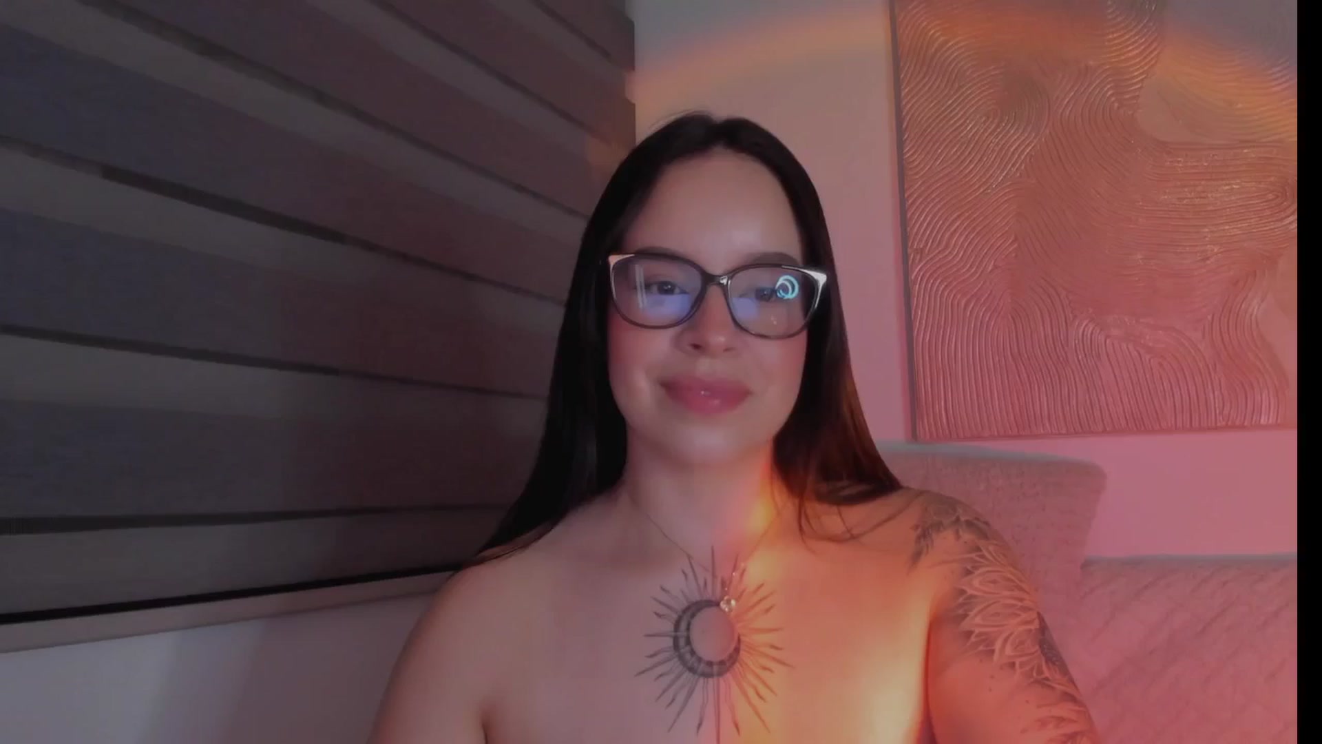 Gallery image thumbnail from Sexxygirl18x's myfreecams stream on, 12/02/2024, 02:14 image 11 of 20