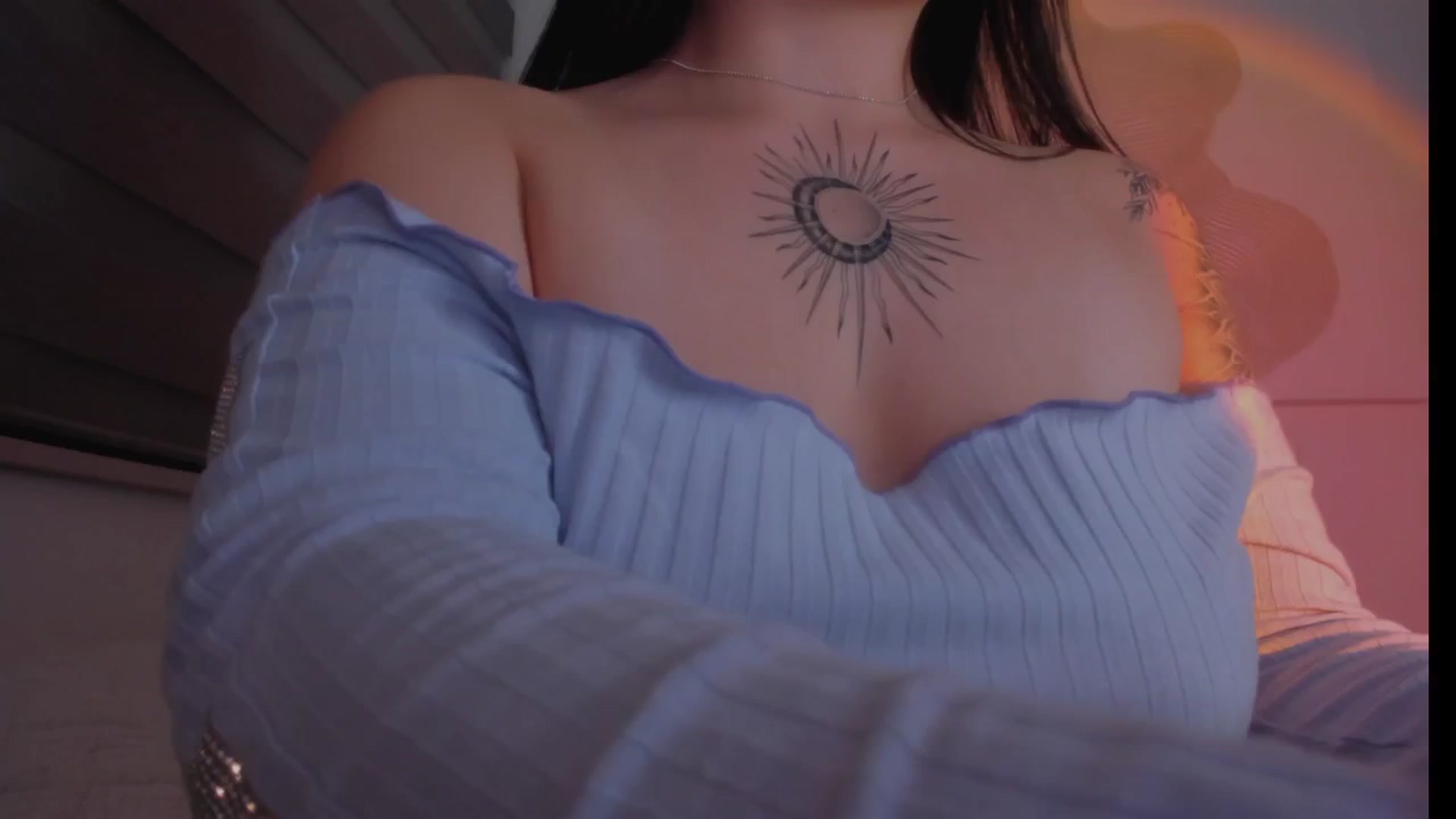 Gallery image thumbnail from Sexxygirl18x's myfreecams stream on, 12/04/2024, 01:24 image 14 of 20