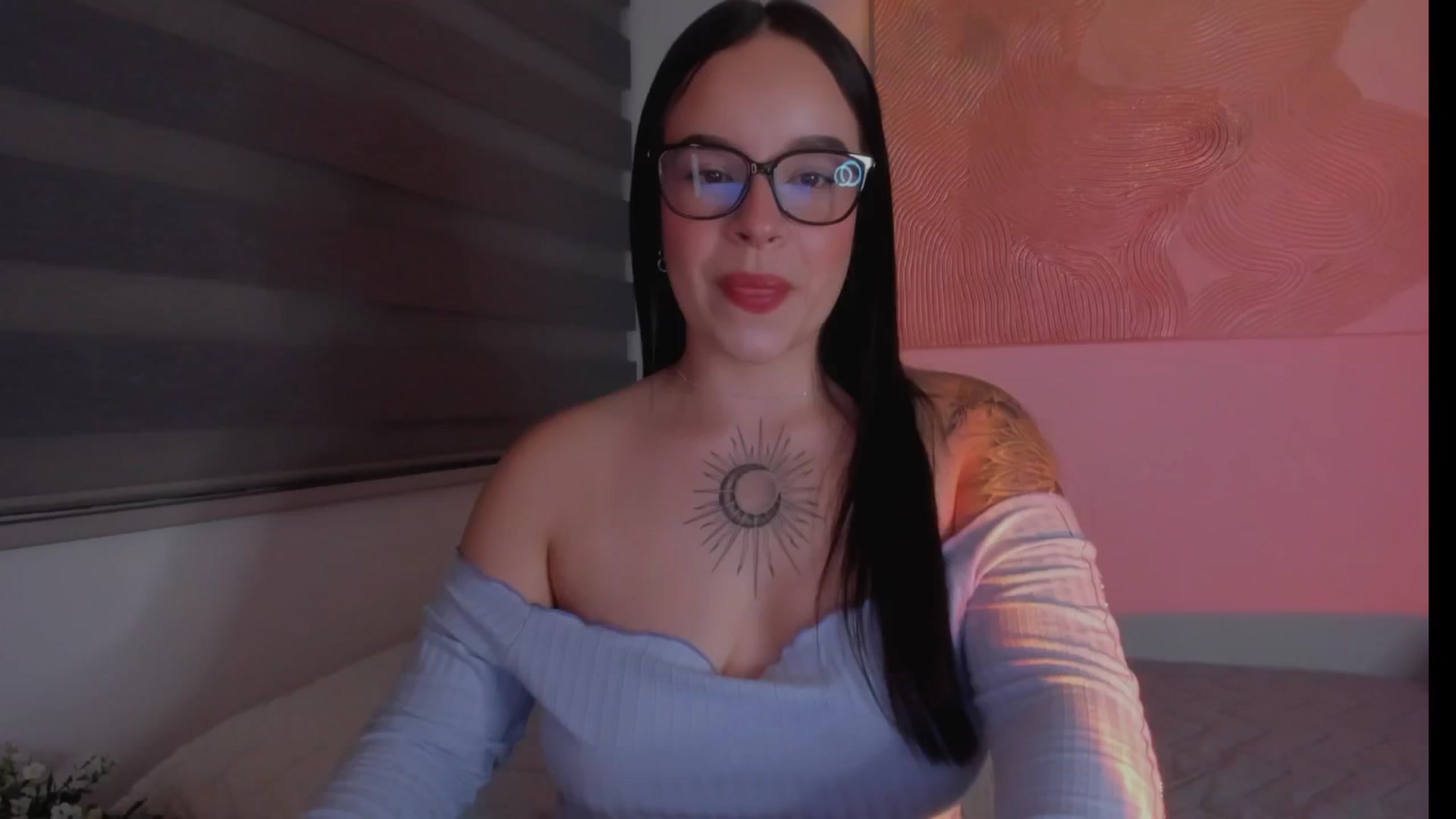 Gallery image thumbnail from Sexxygirl18x's myfreecams stream on, 12/04/2024, 01:24 image 1 of 20