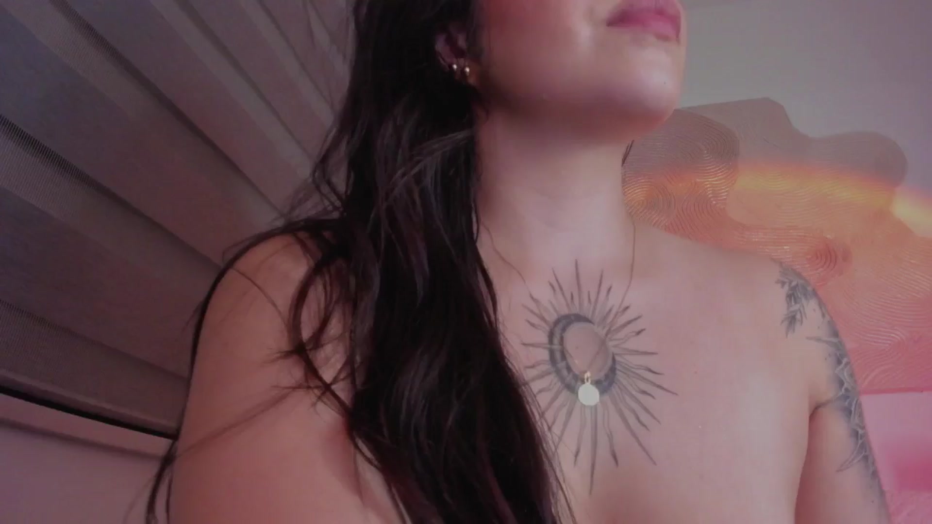 Gallery image thumbnail from Sexxygirl18x's myfreecams stream on, 12/16/2024, 02:00 image 11 of 20