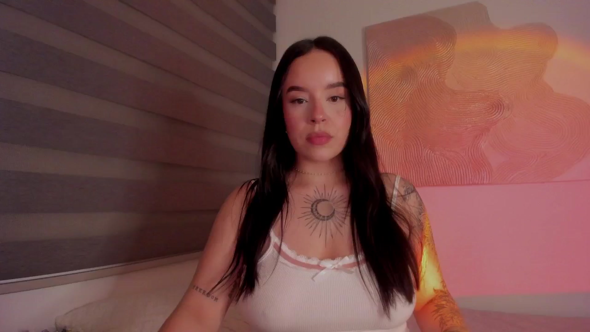 Gallery image thumbnail from Sexxygirl18x's myfreecams stream on, 01/26/2025, 23:44 image 6 of 20