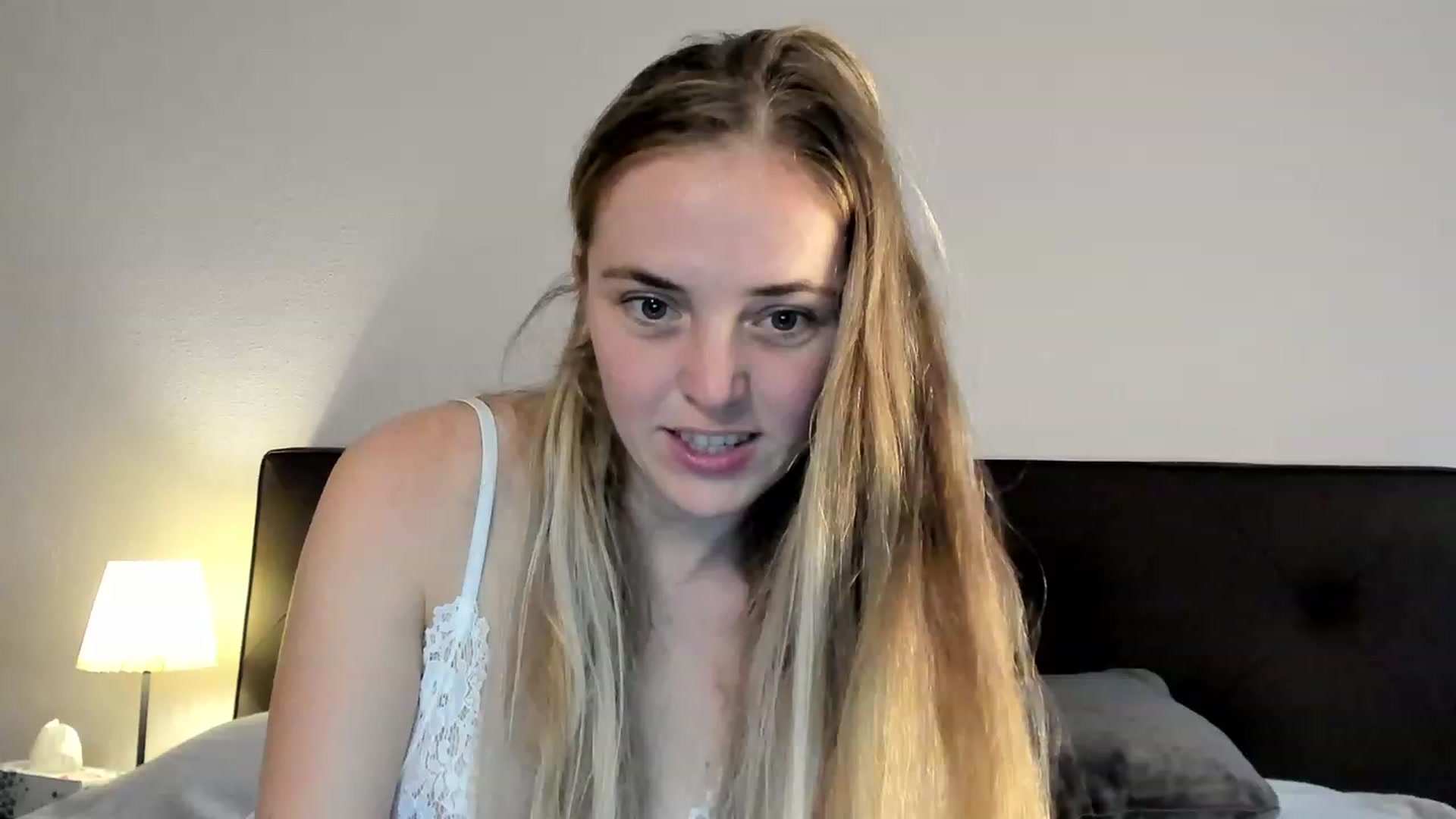 Gallery image thumbnail from SexyAgent's myfreecams stream on, 11/16/2022, 15:45 image 13 of 20