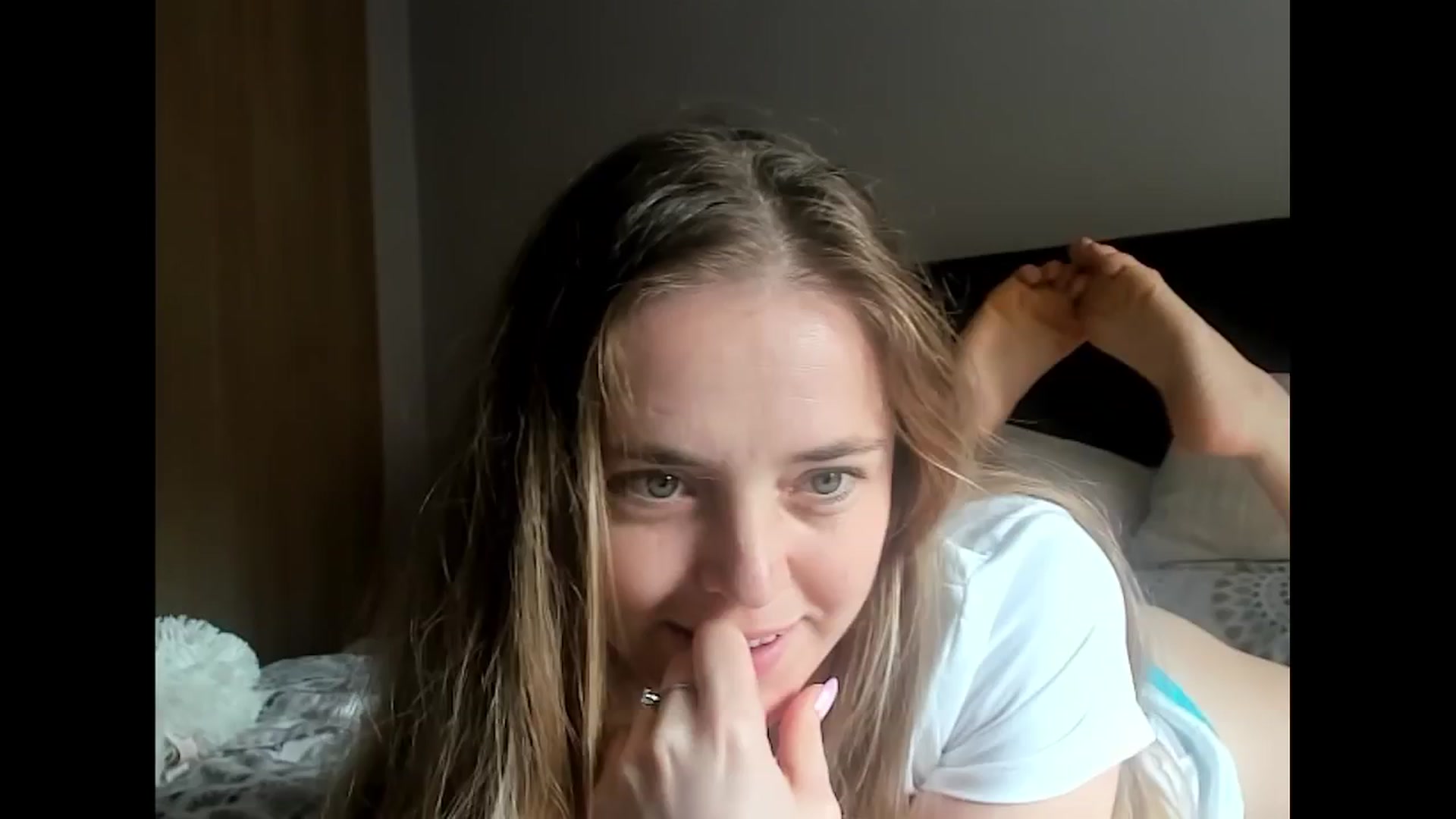 Gallery image thumbnail from SexyAgent's myfreecams stream on, 03/20/2024, 13:12 image 16 of 20