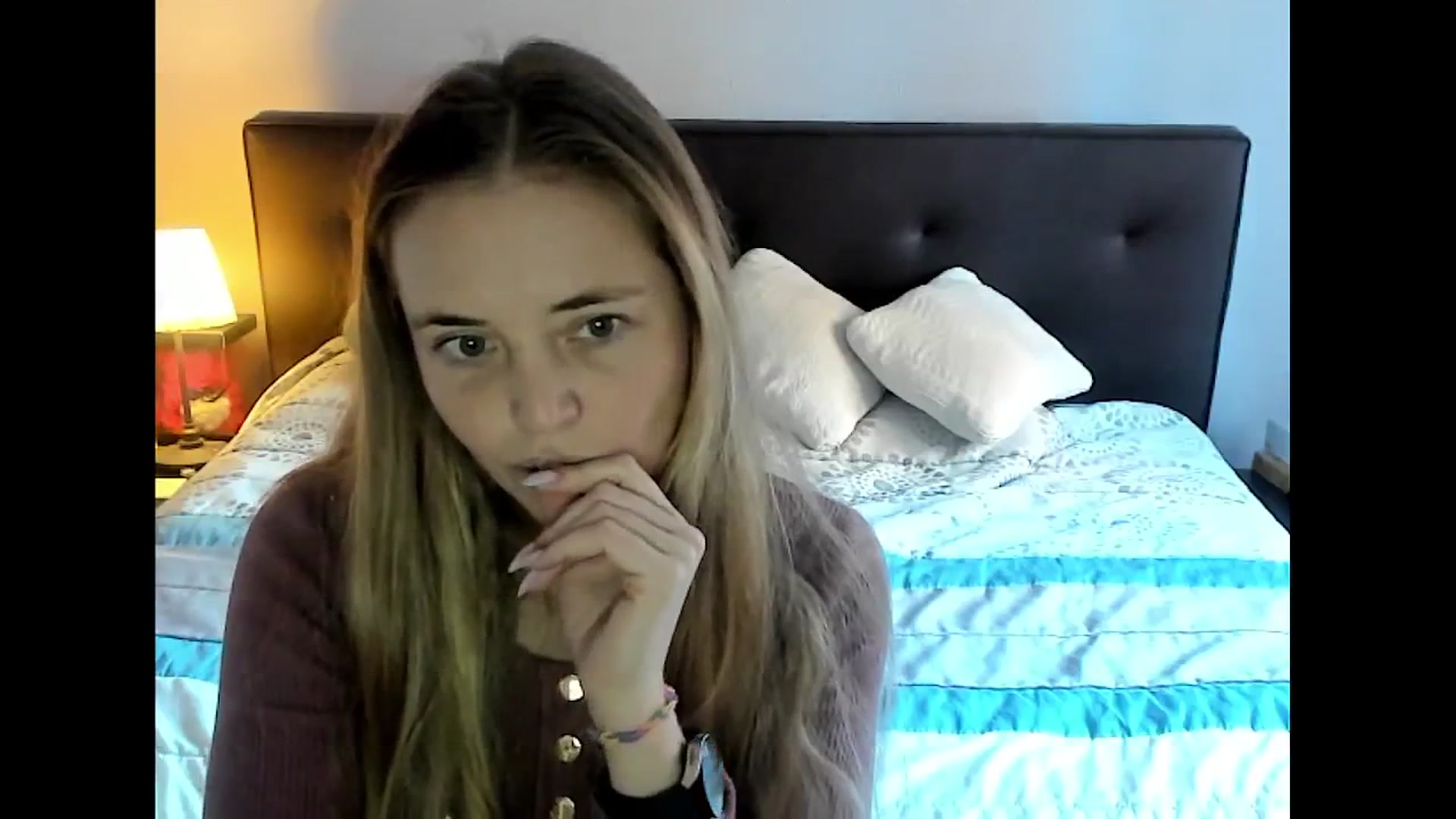 Gallery image thumbnail from SexyAgent's myfreecams stream on, 01/16/2025, 10:49 image 13 of 20