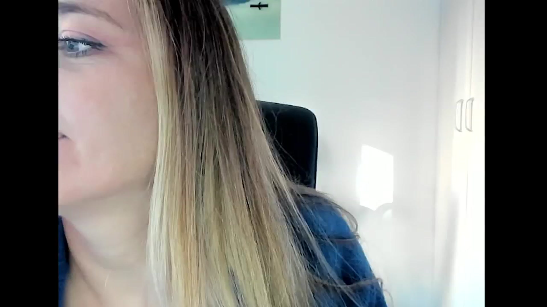 Gallery image thumbnail from SexyAgent's myfreecams stream on, 01/16/2025, 15:34 image 5 of 20