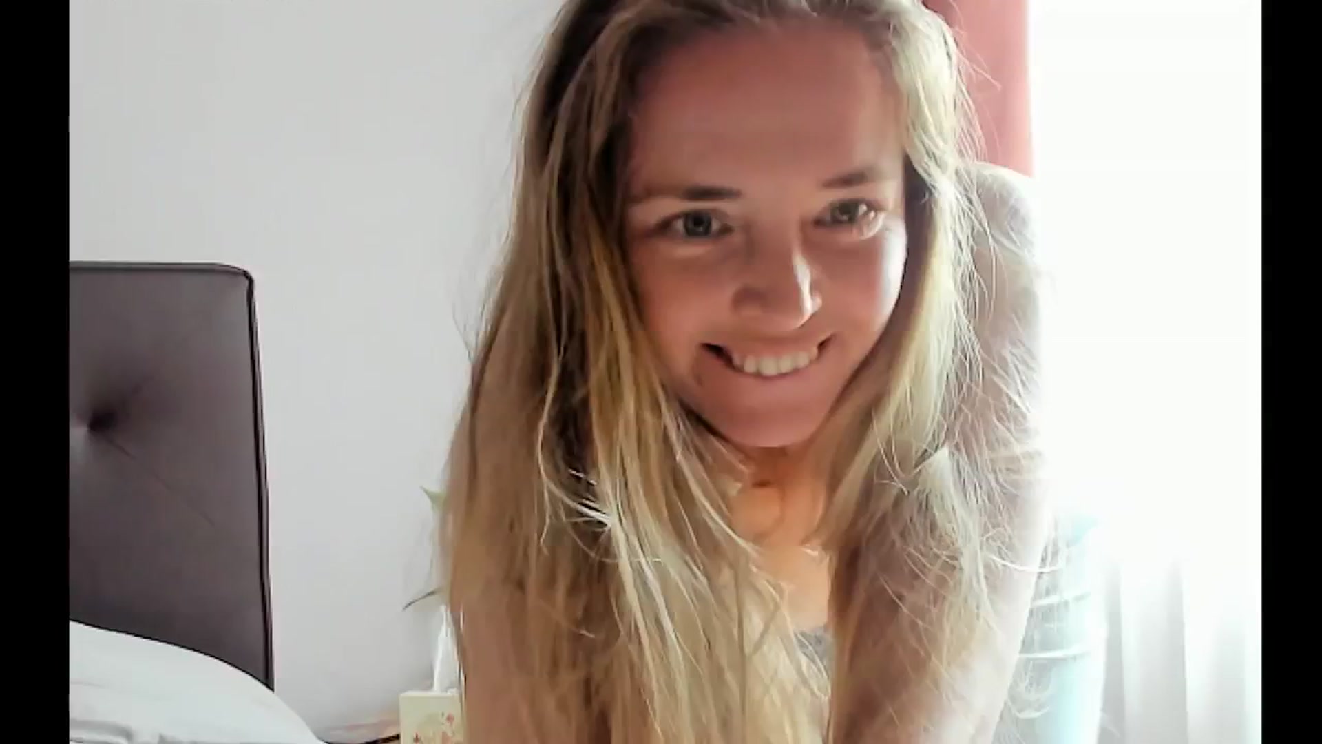 Gallery image thumbnail from SexyAgent's myfreecams stream on, 05/16/2025, 12:05 image 15 of 20