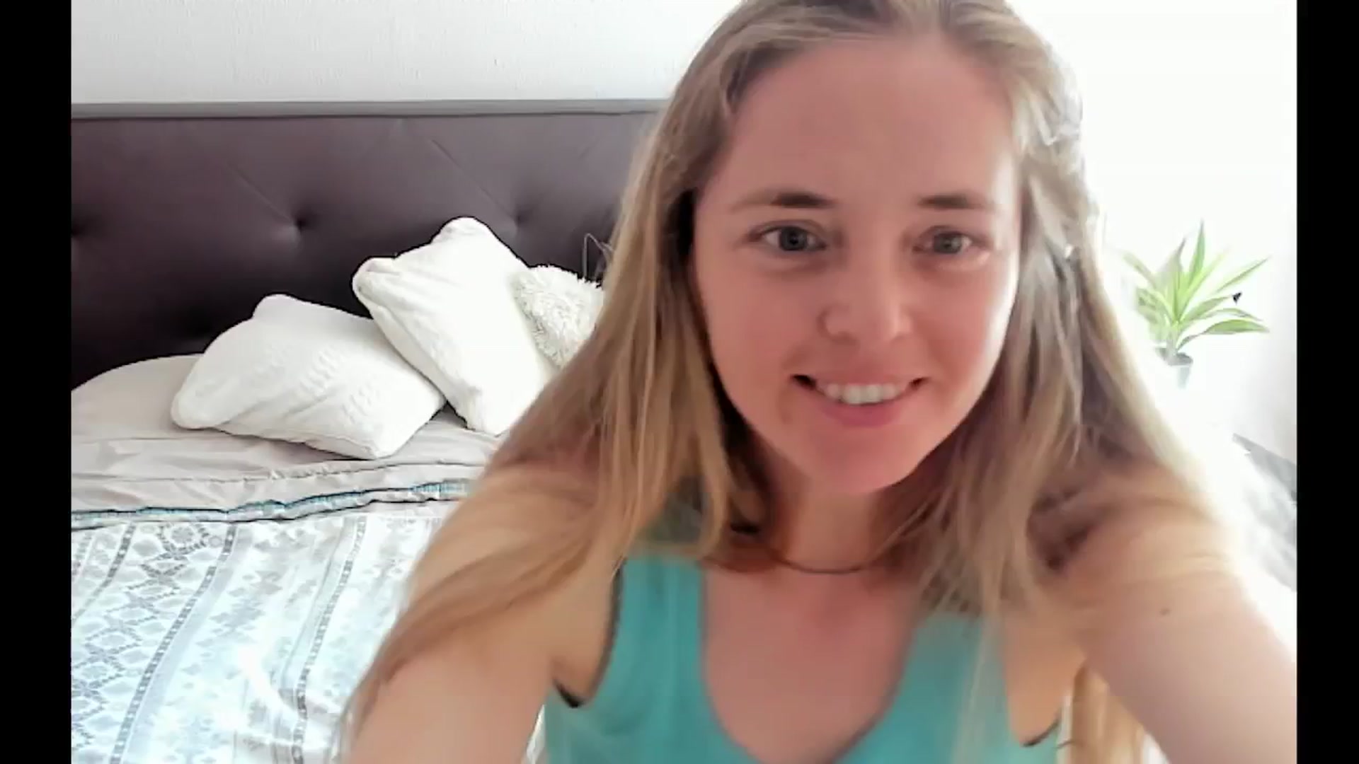 Gallery image thumbnail from SexyAgent's myfreecams stream on, 05/16/2025, 12:05 image 5 of 20