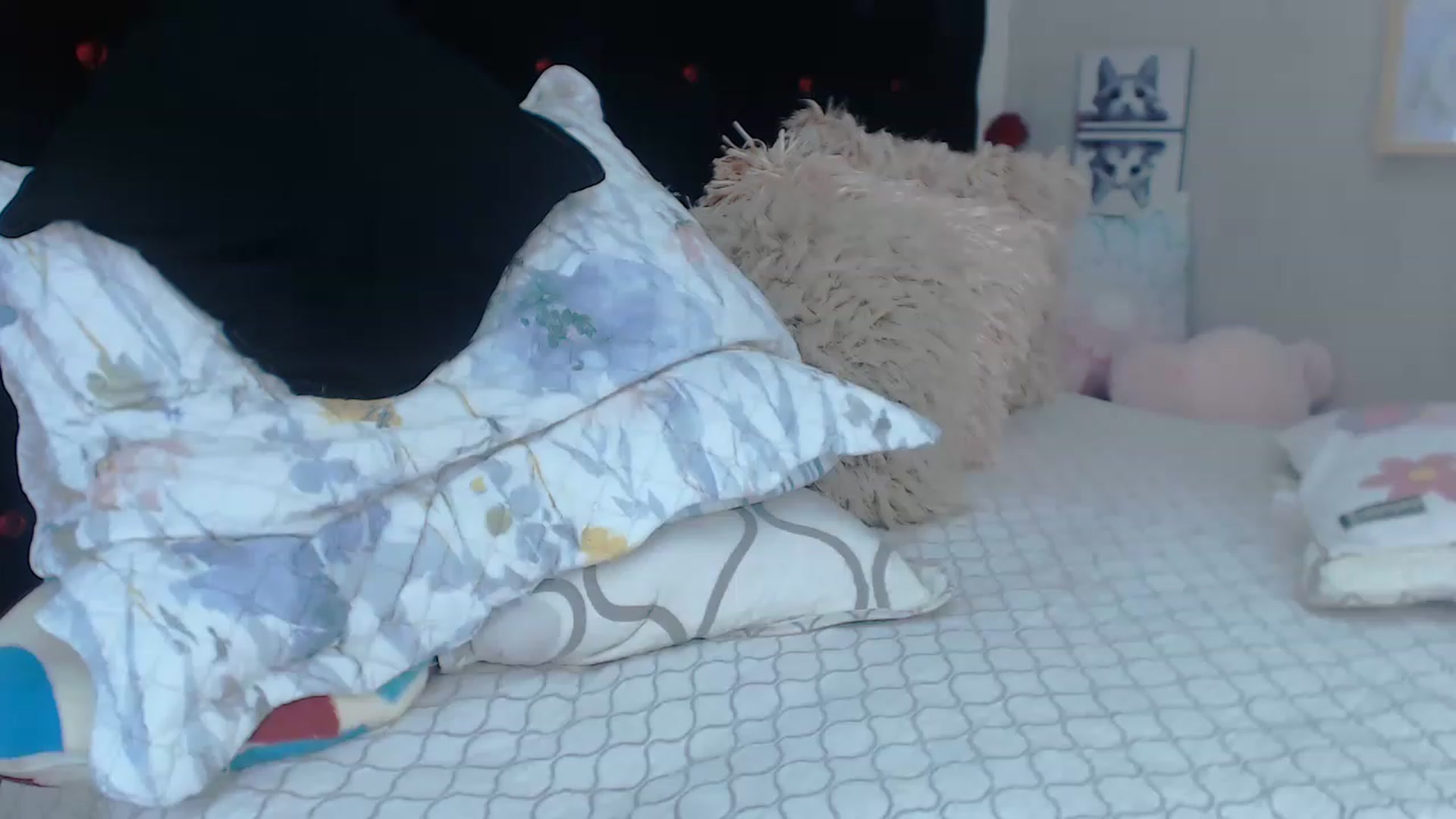 Gallery image thumbnail from SexyAlexaX's myfreecams stream on, 12/31/2022, 15:45 image 6 of 20