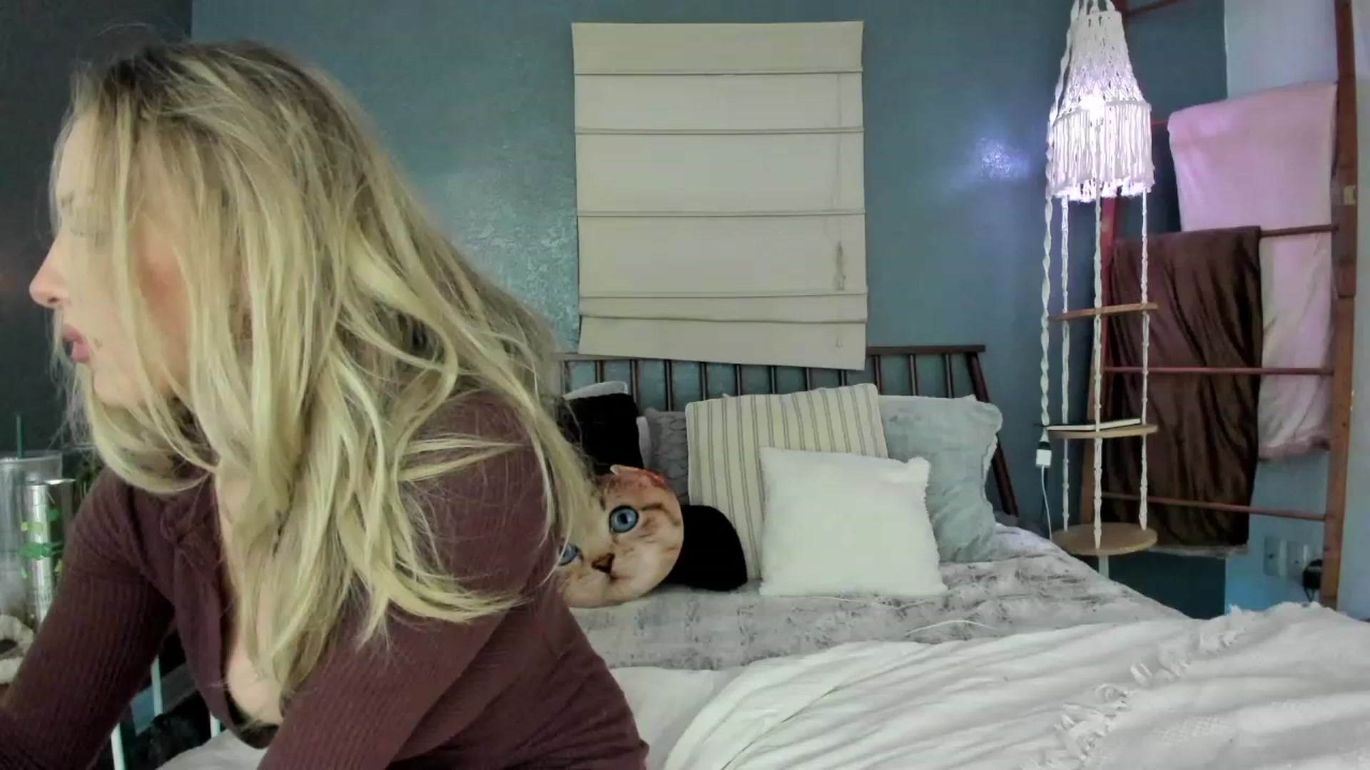 Gallery image thumbnail from SexyAshley_21's myfreecams stream on, 02/05/2023, 06:21 image 1 of 20