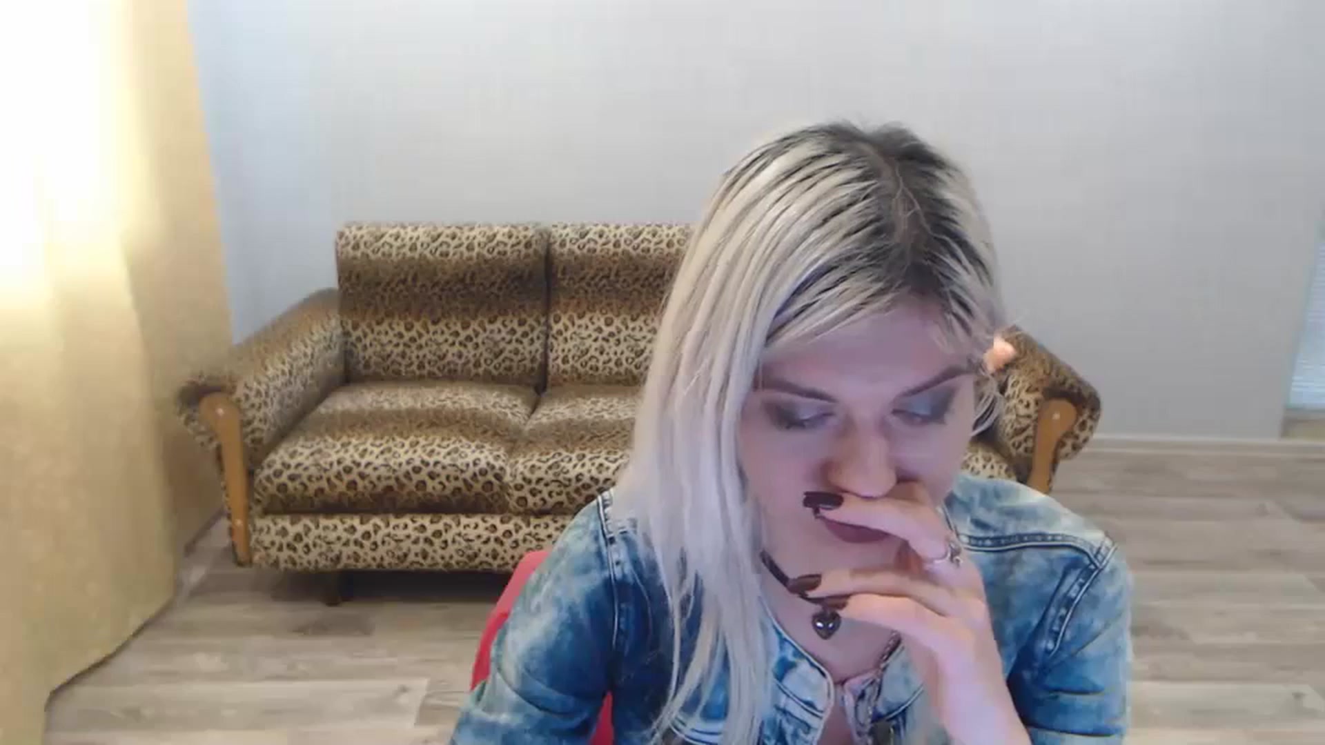 Gallery image thumbnail from SexyBeatriice's myfreecams stream on, 10/14/2024, 12:32 image 9 of 20