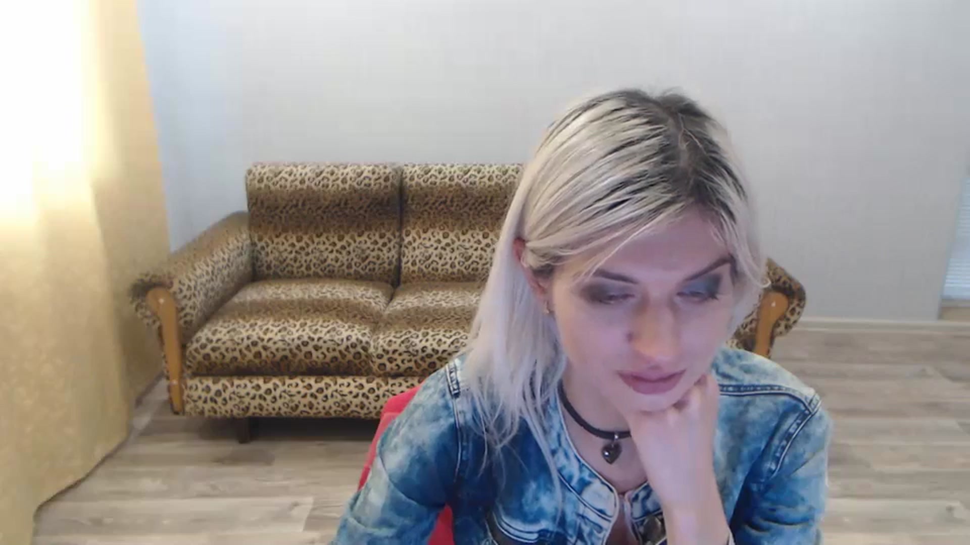 Gallery image thumbnail from SexyBeatriice's myfreecams stream on, 10/14/2024, 12:32 image 12 of 20