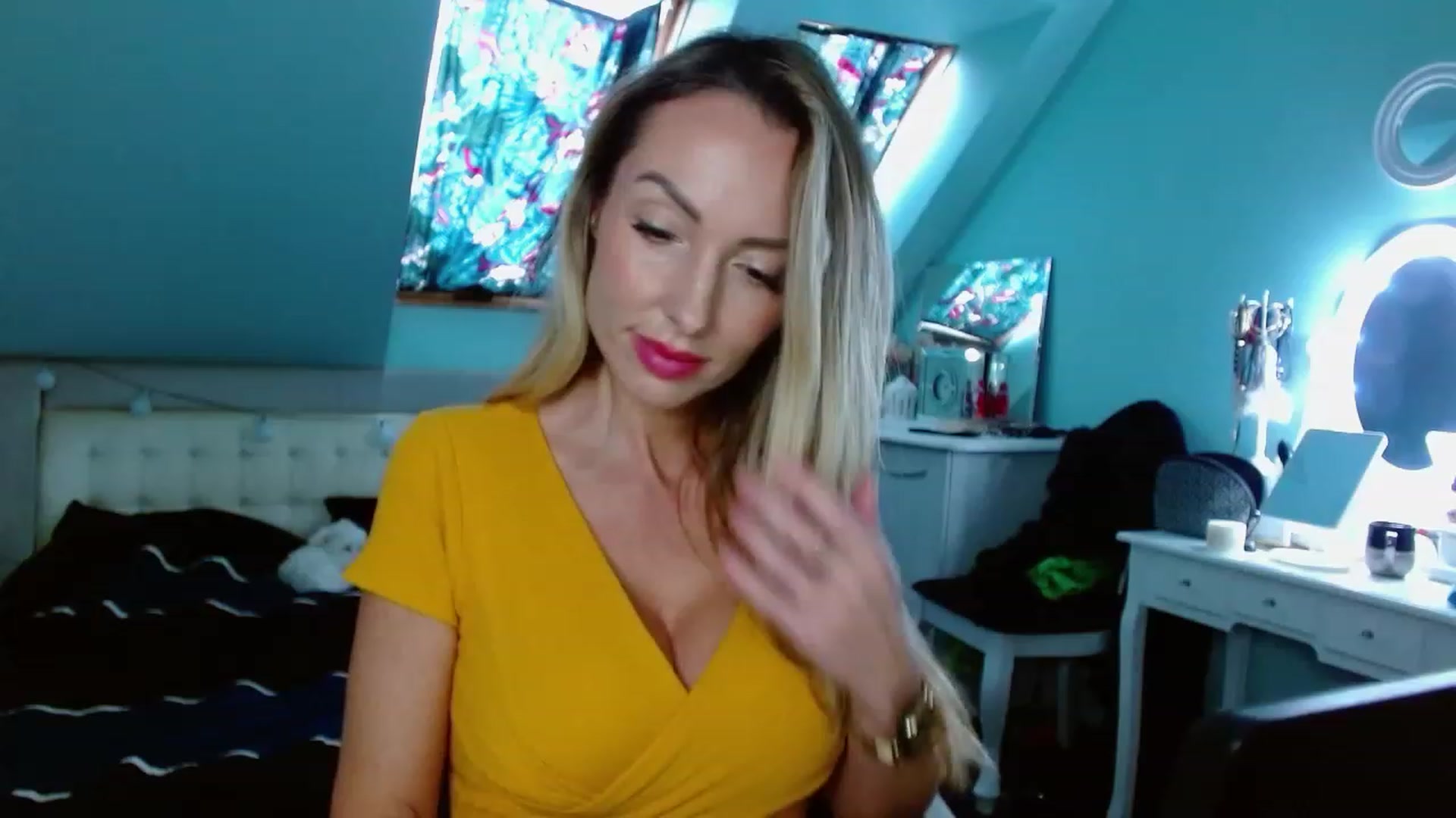 Gallery image thumbnail from SexyEmila's myfreecams stream on, 01/09/2024, 10:21 image 10 of 20