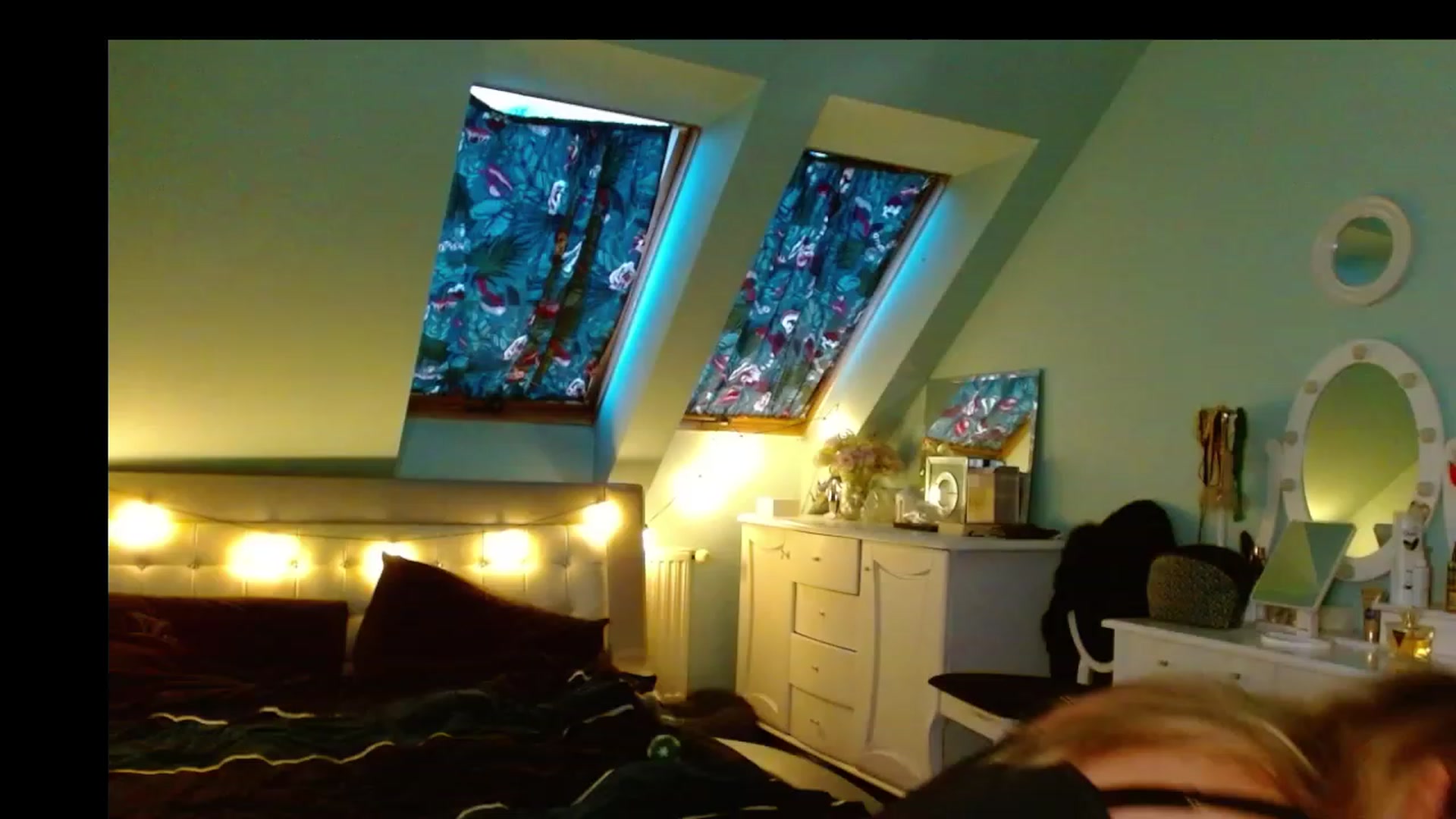 Gallery image thumbnail from SexyEmila's myfreecams stream on, 01/22/2024, 15:11 image 13 of 20