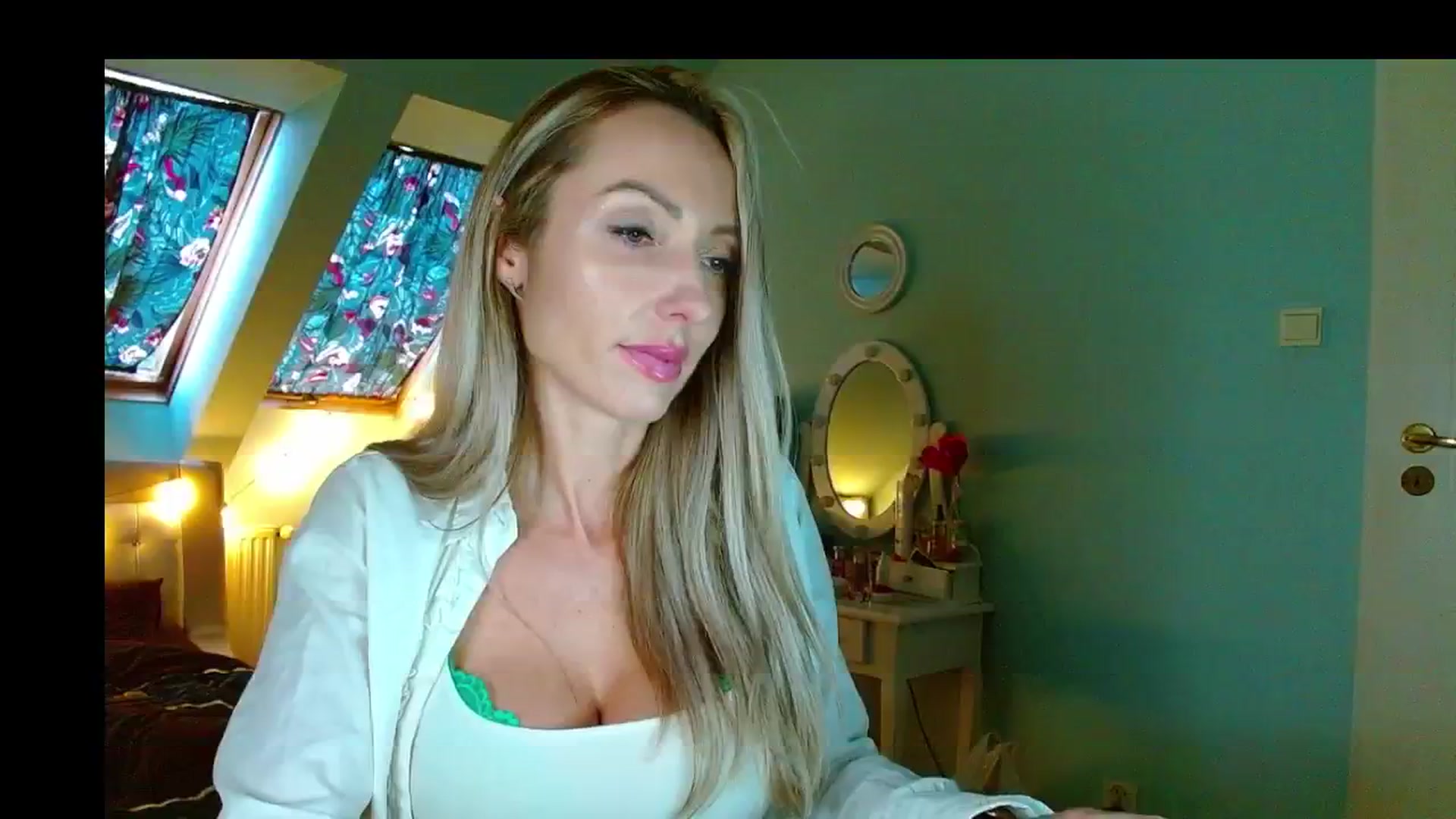 Gallery image thumbnail from SexyEmila's myfreecams stream on, 02/02/2024, 15:53 image 9 of 20