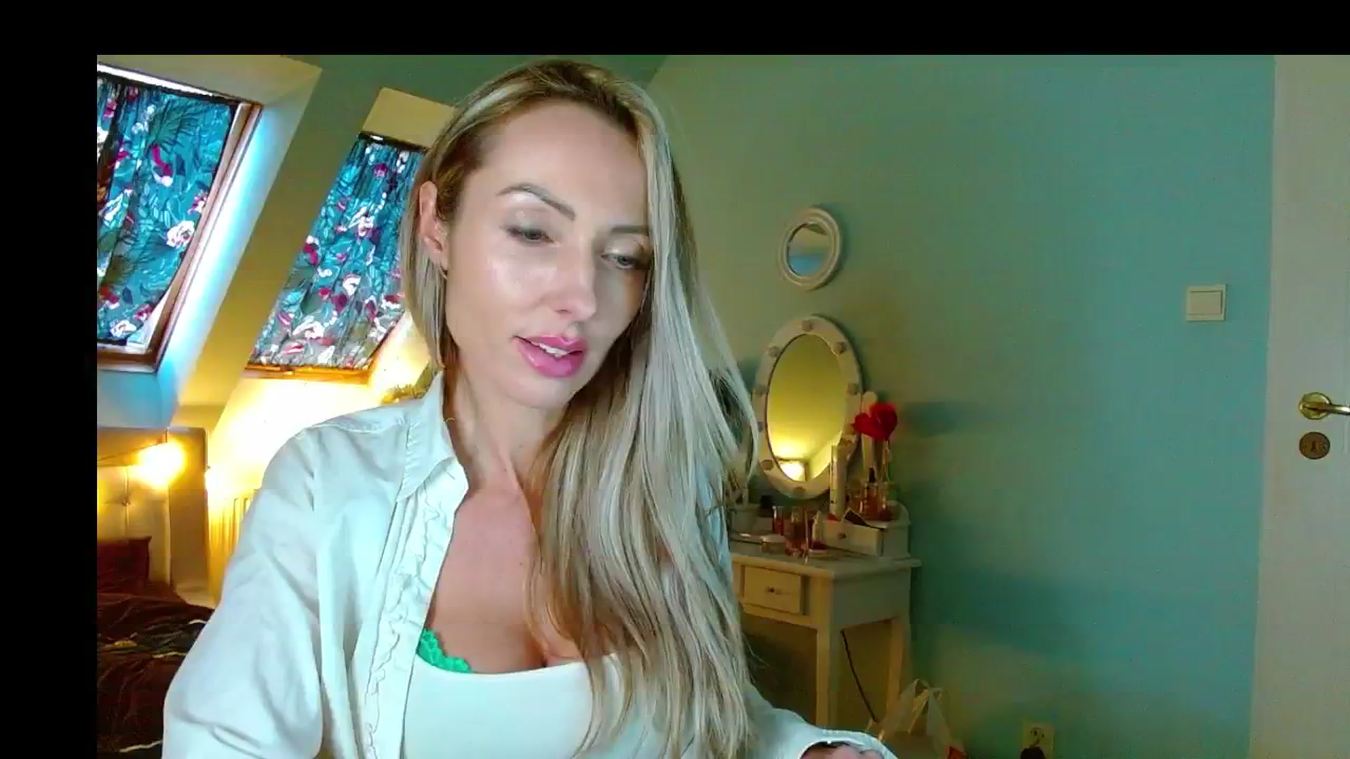 Gallery image thumbnail from SexyEmila's myfreecams stream on, 02/02/2024, 15:53 image 11 of 20
