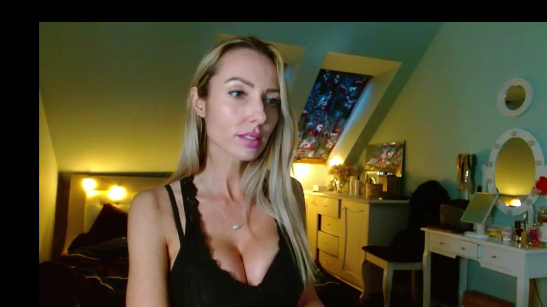 Gallery image thumbnail from SexyEmila's myfreecams stream on, 02/12/2024, 15:58 image 11 of 20