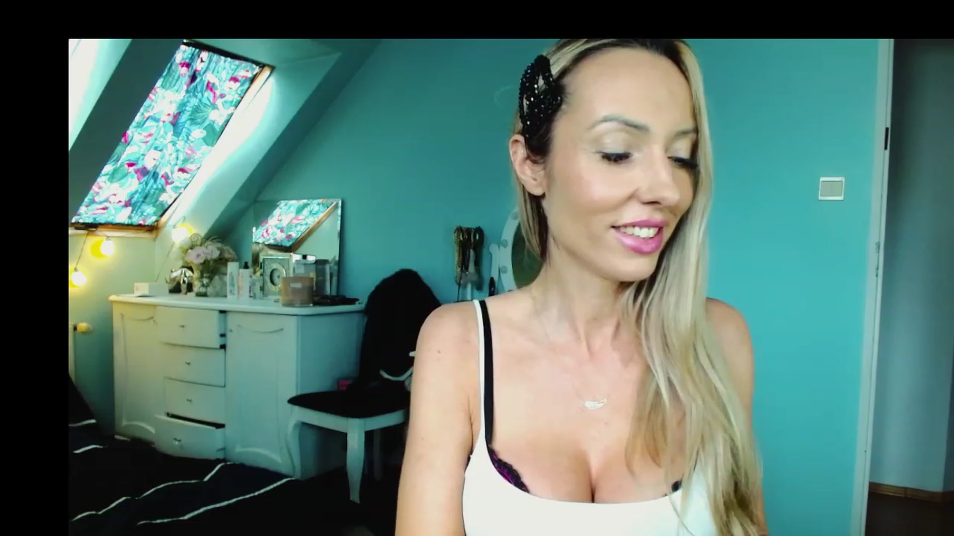 Gallery image thumbnail from SexyEmila's myfreecams stream on, 02/15/2024, 12:40 image 11 of 20