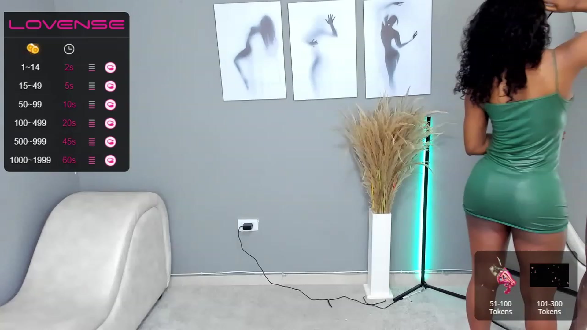 Gallery image thumbnail from SexyGirll_'s myfreecams stream on, 03/18/2023, 22:38 image 10 of 20