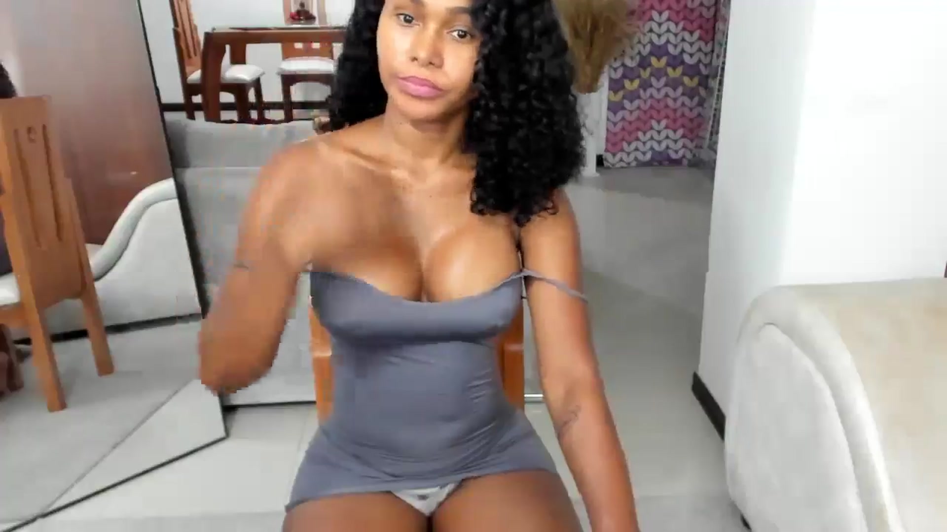 Gallery image thumbnail from SexyGirll_'s myfreecams stream on, 09/18/2024, 05:13 image 19 of 20