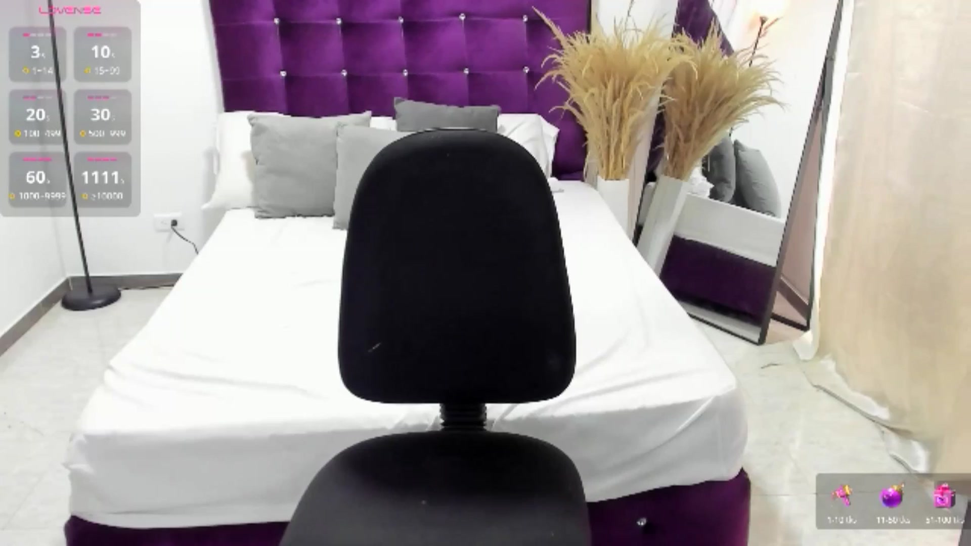 Gallery image thumbnail from SexyGirll_'s myfreecams stream on, 06/01/2025, 17:21 image 5 of 20