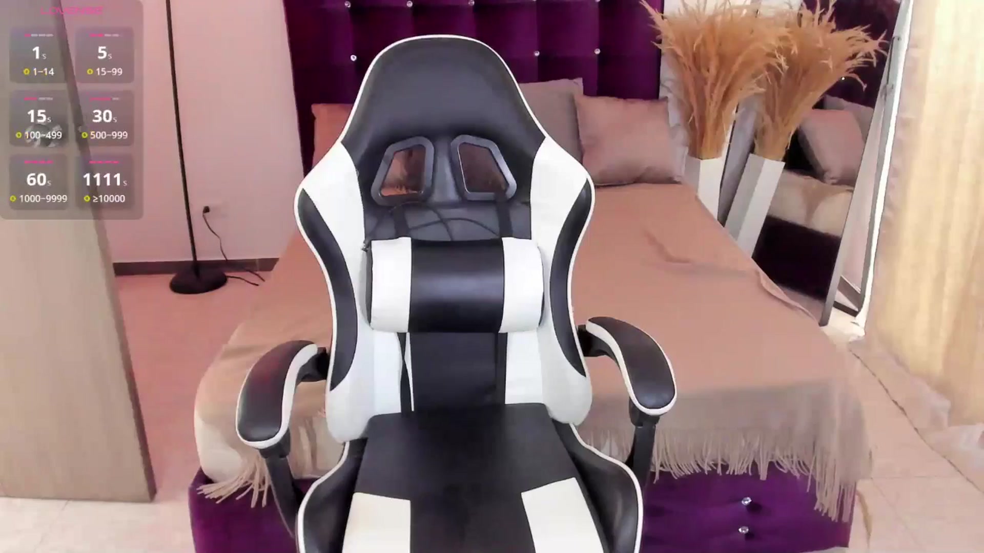 Gallery image thumbnail from SexyGirll_'s myfreecams stream on, 06/23/2025, 19:22 image 18 of 20